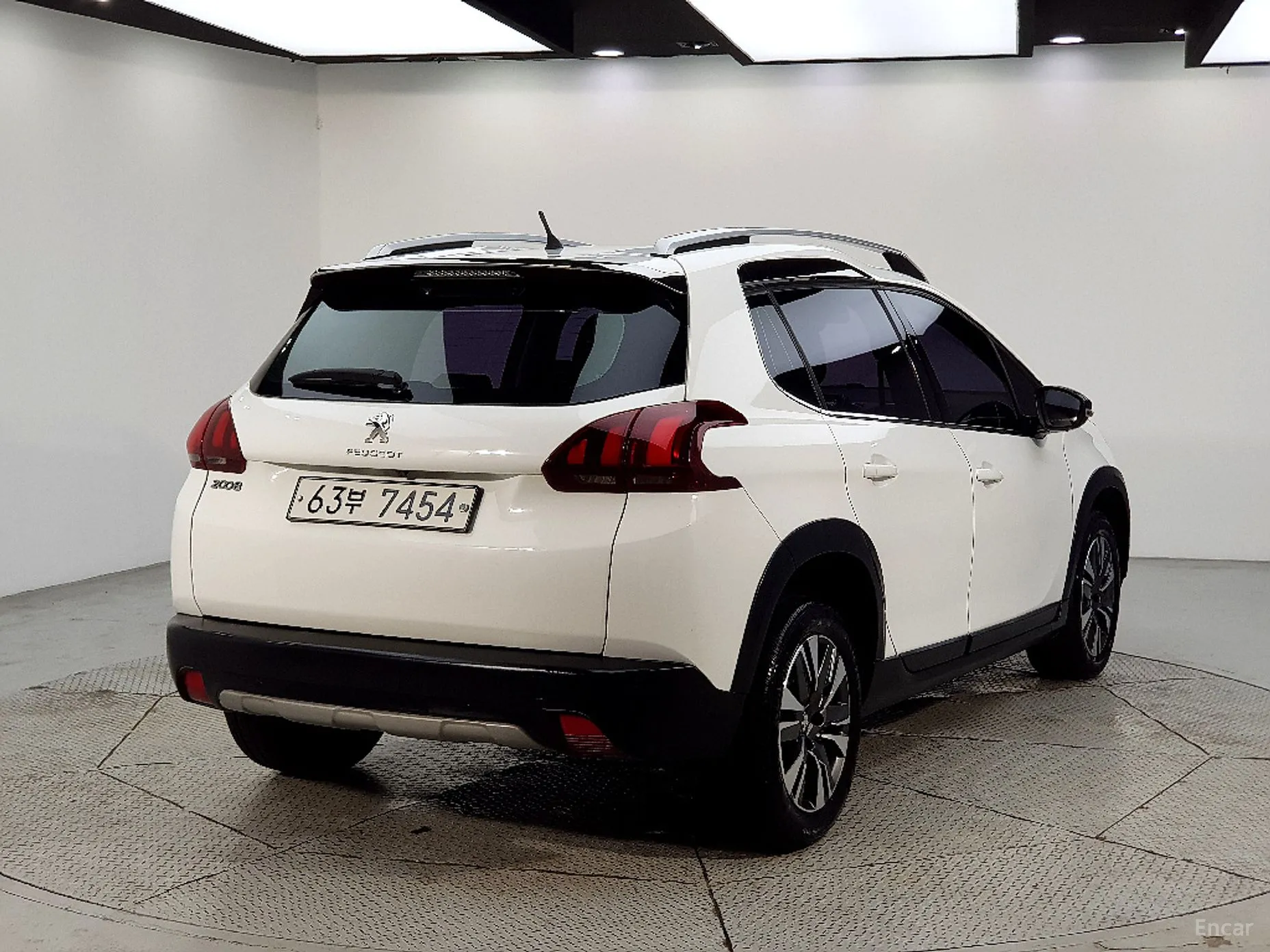 Peugeot 2008. превью 4