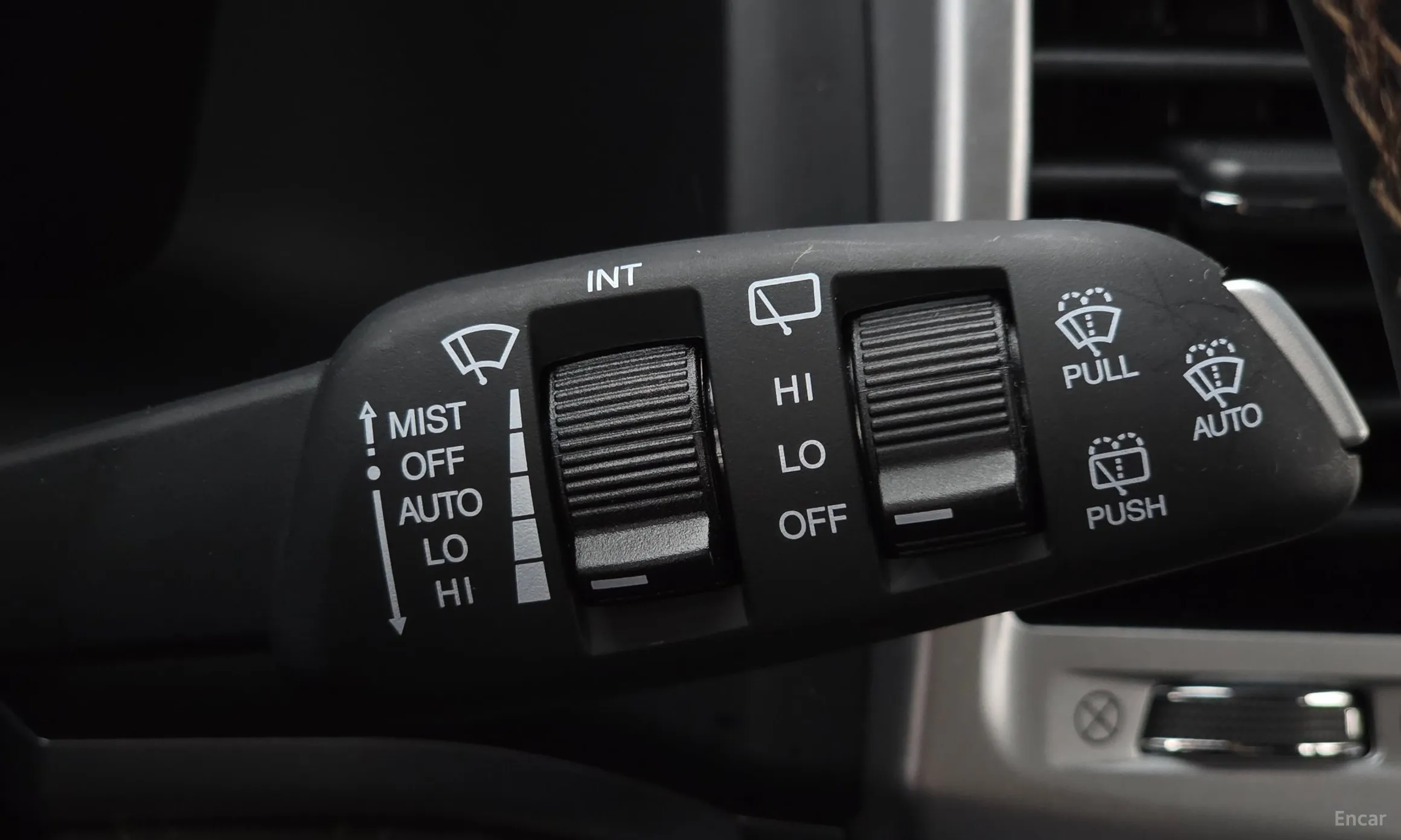 KG Mobility (SsangYong) Rexton превью 20