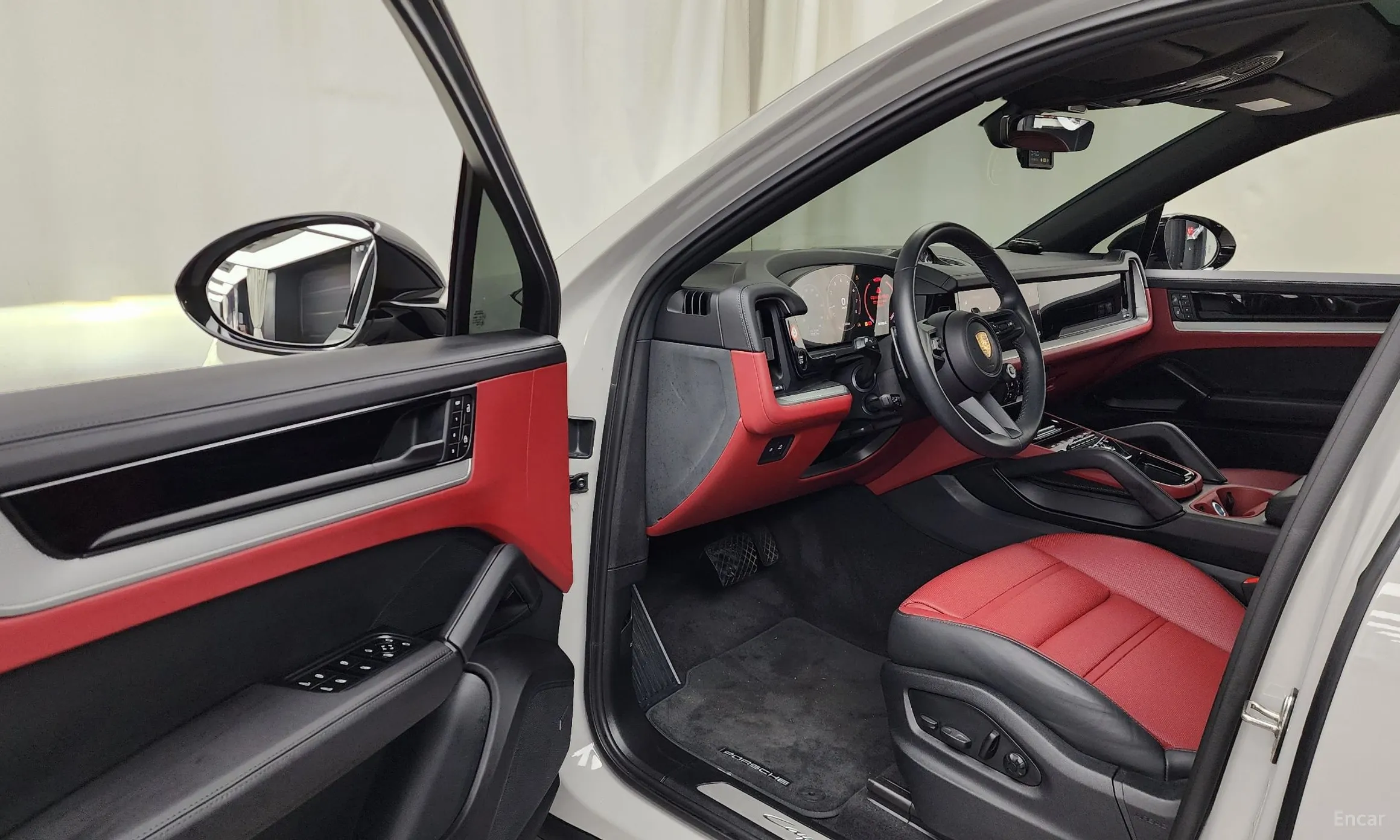 Porsche Cayenne (PO536) превью 10
