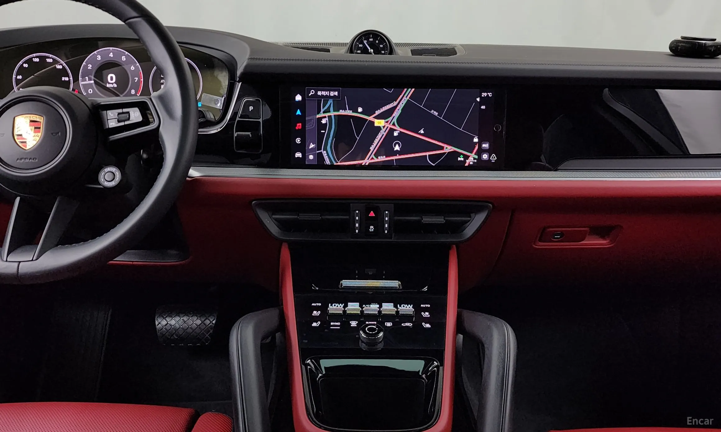 Porsche Cayenne (PO536) превью 14