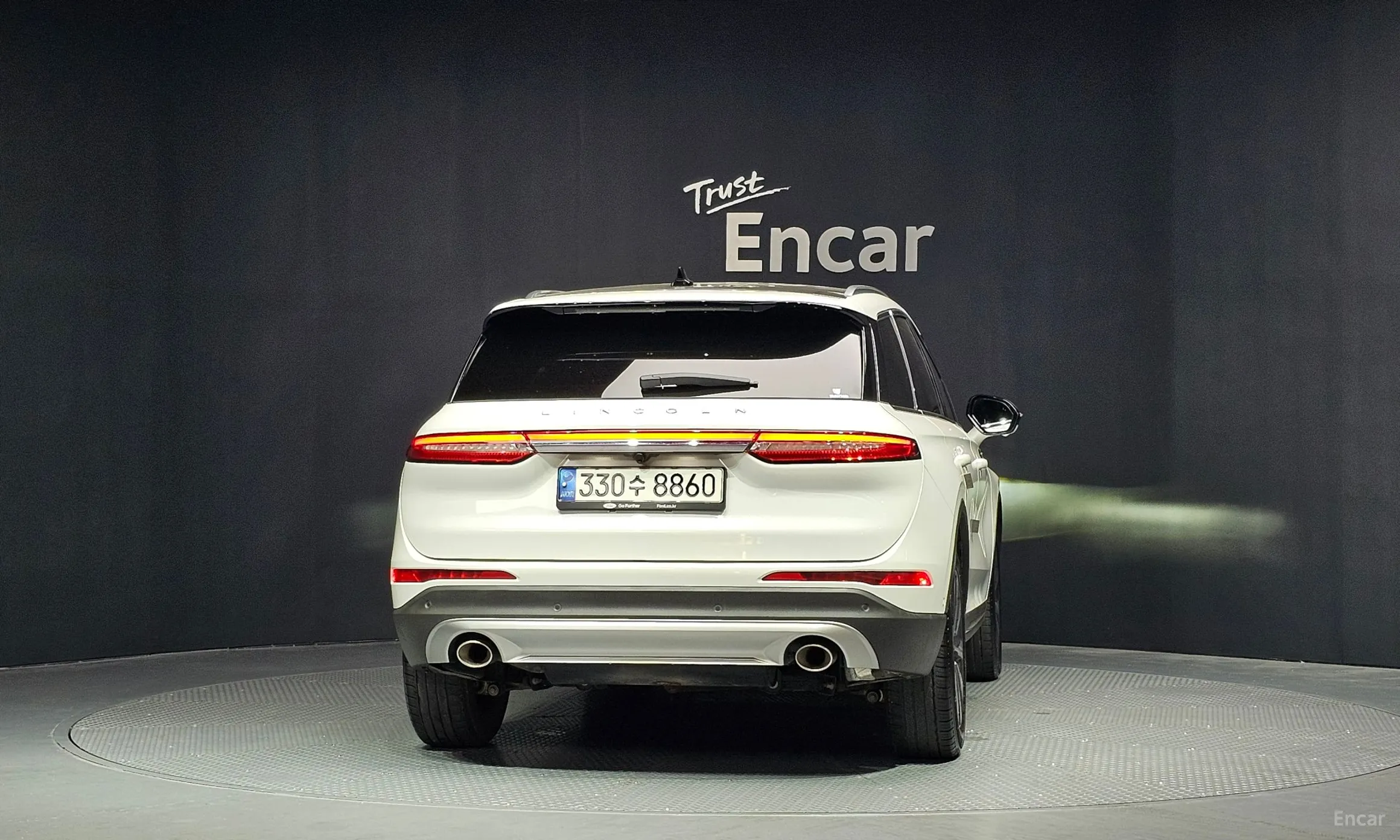Lincoln Corsair превью 4