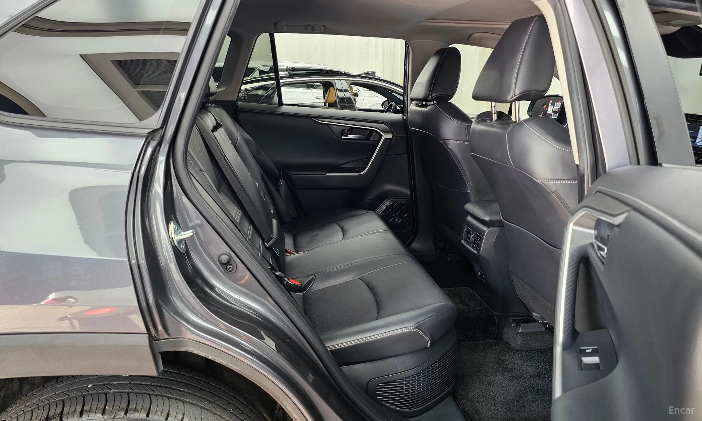 Toyota RAV4 5th Generation превью 12
