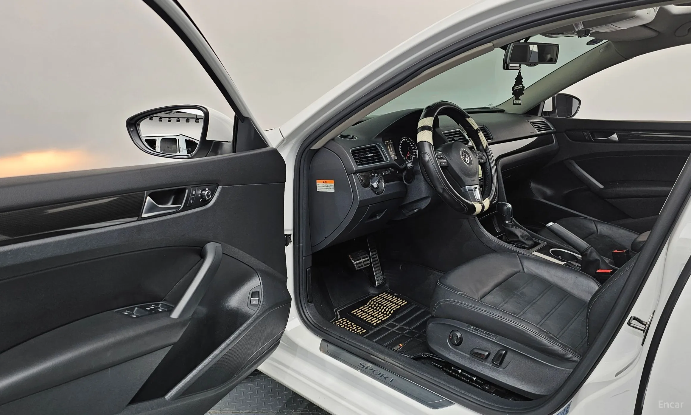 Volkswagen The New Passat превью 10