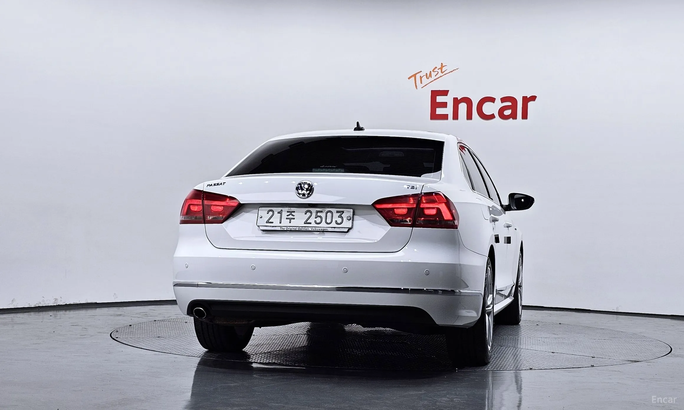 Volkswagen The New Passat превью 4