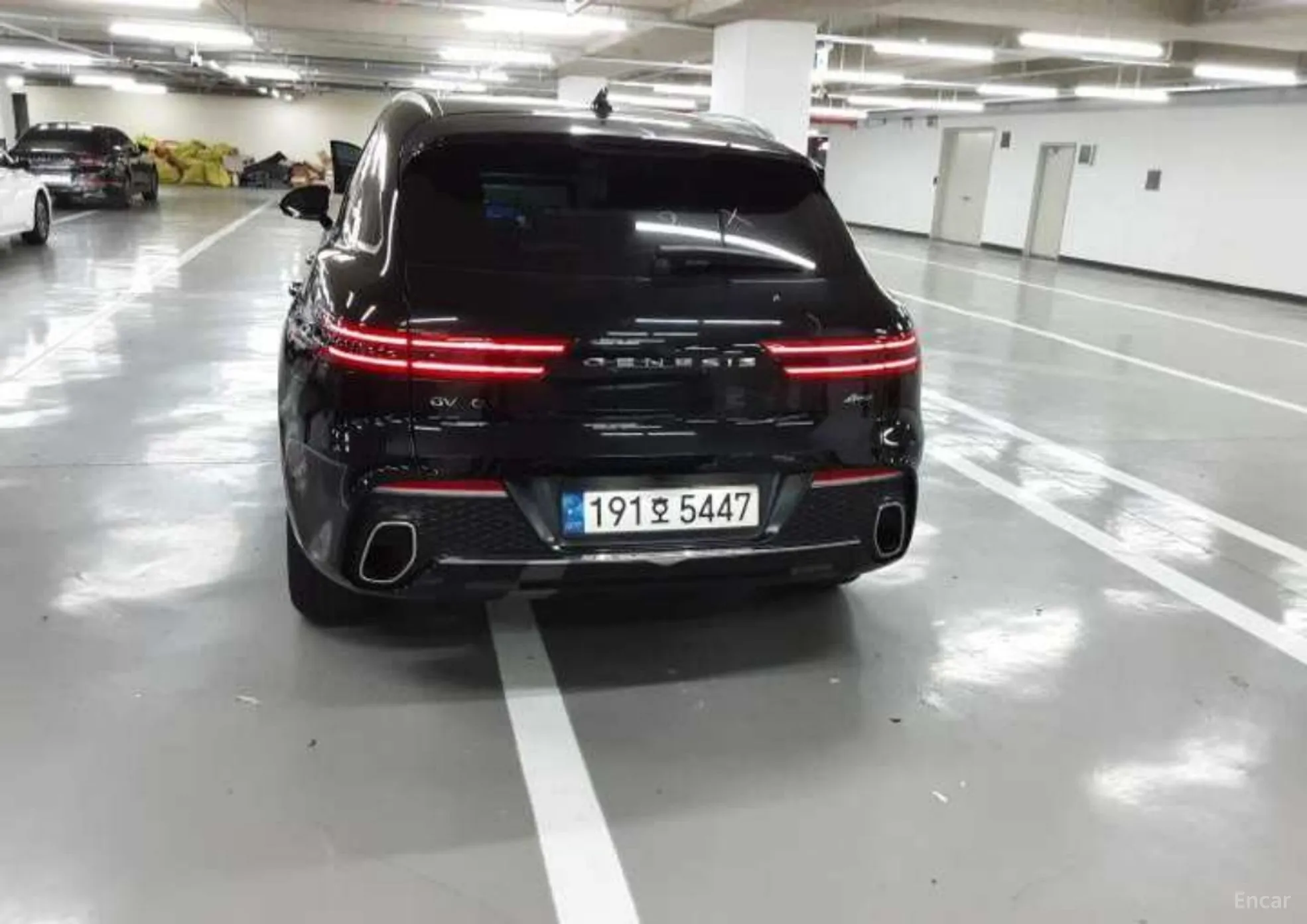 Genesis GV70 превью 3