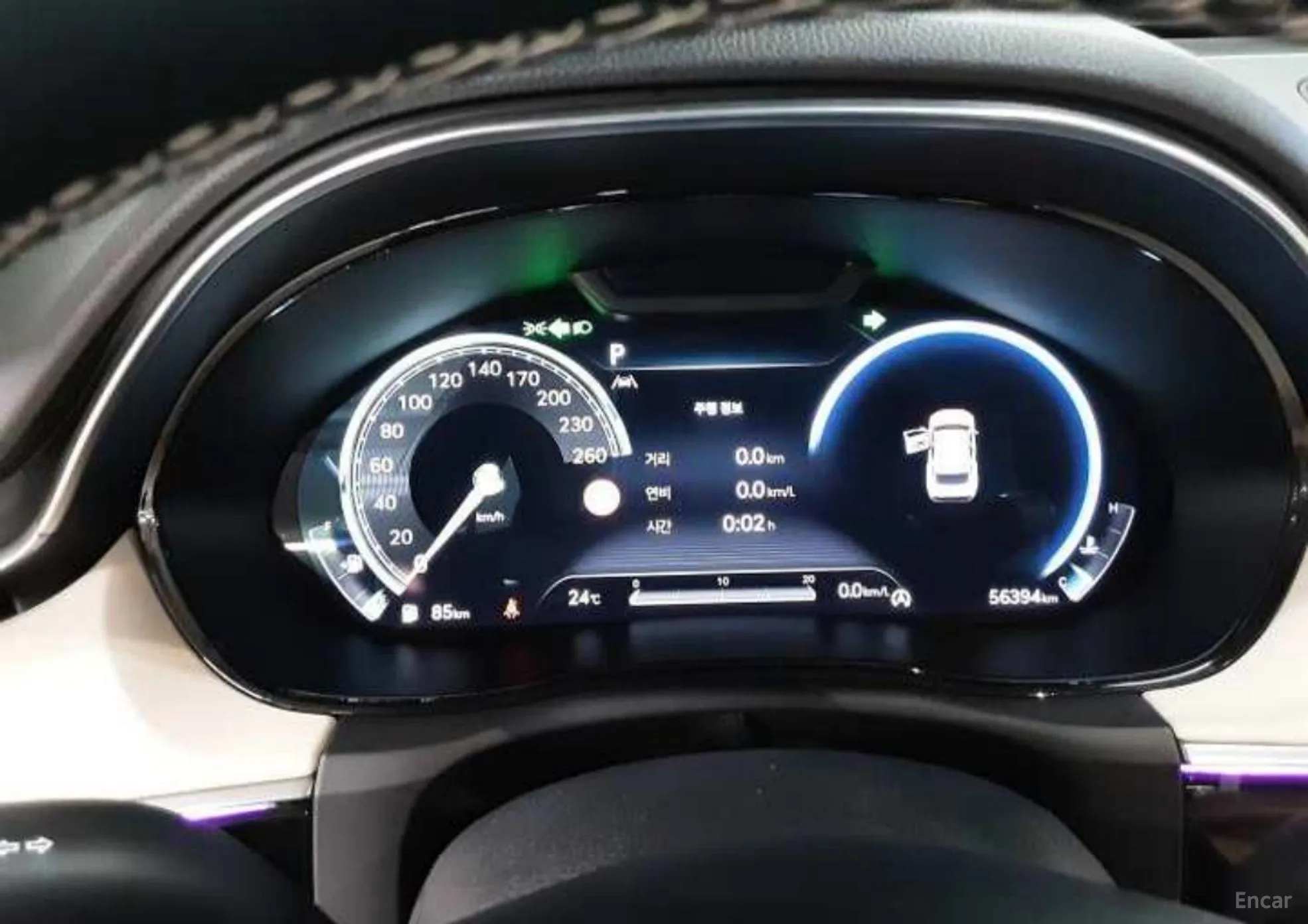 Genesis GV70 превью 7
