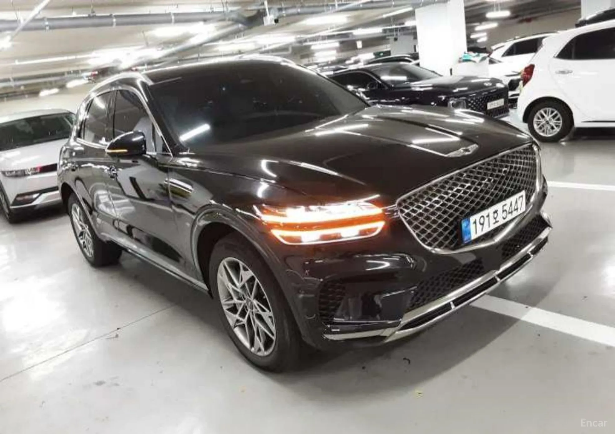 Genesis GV70 превью 9