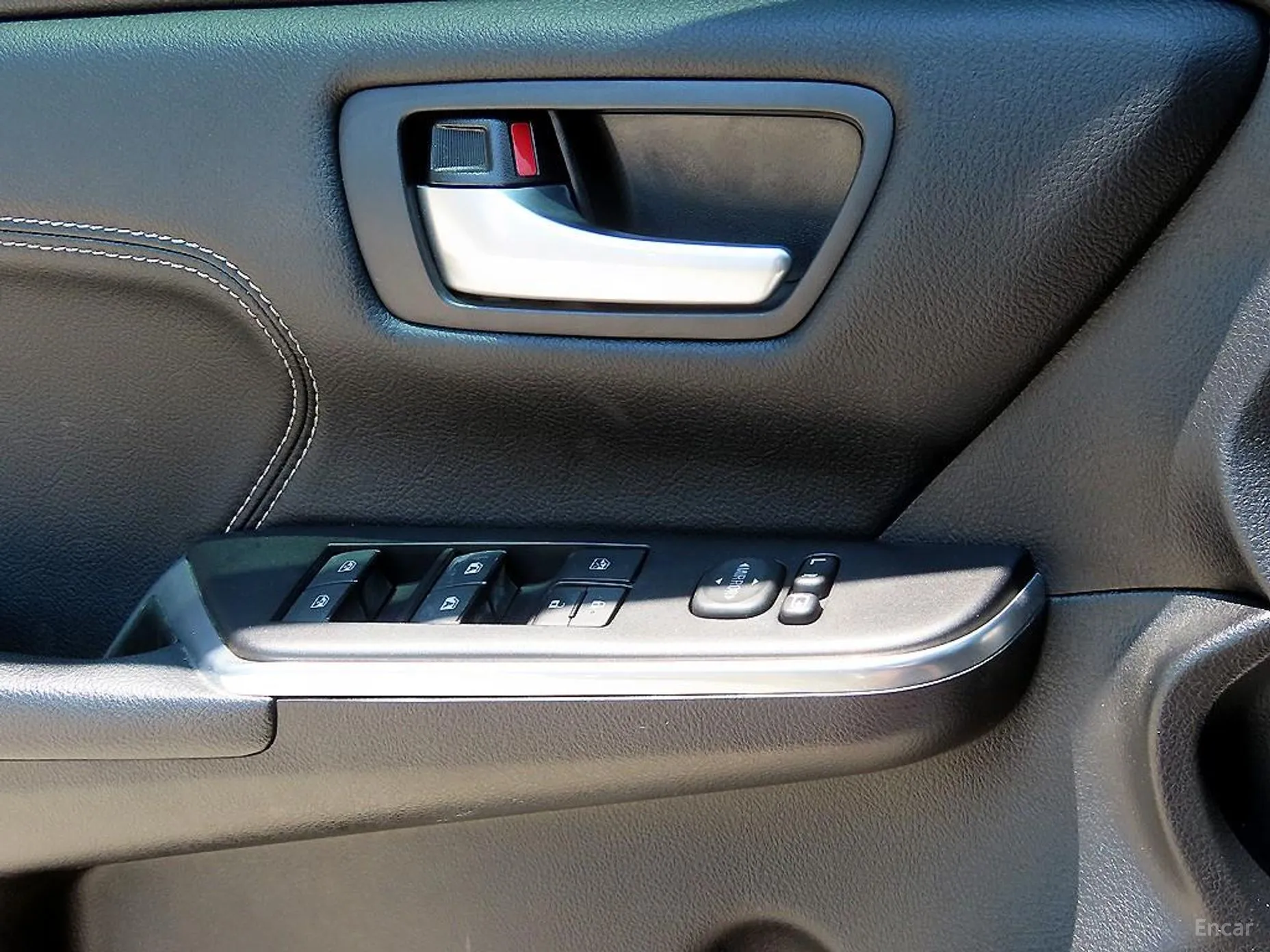 Toyota New Camry превью 11