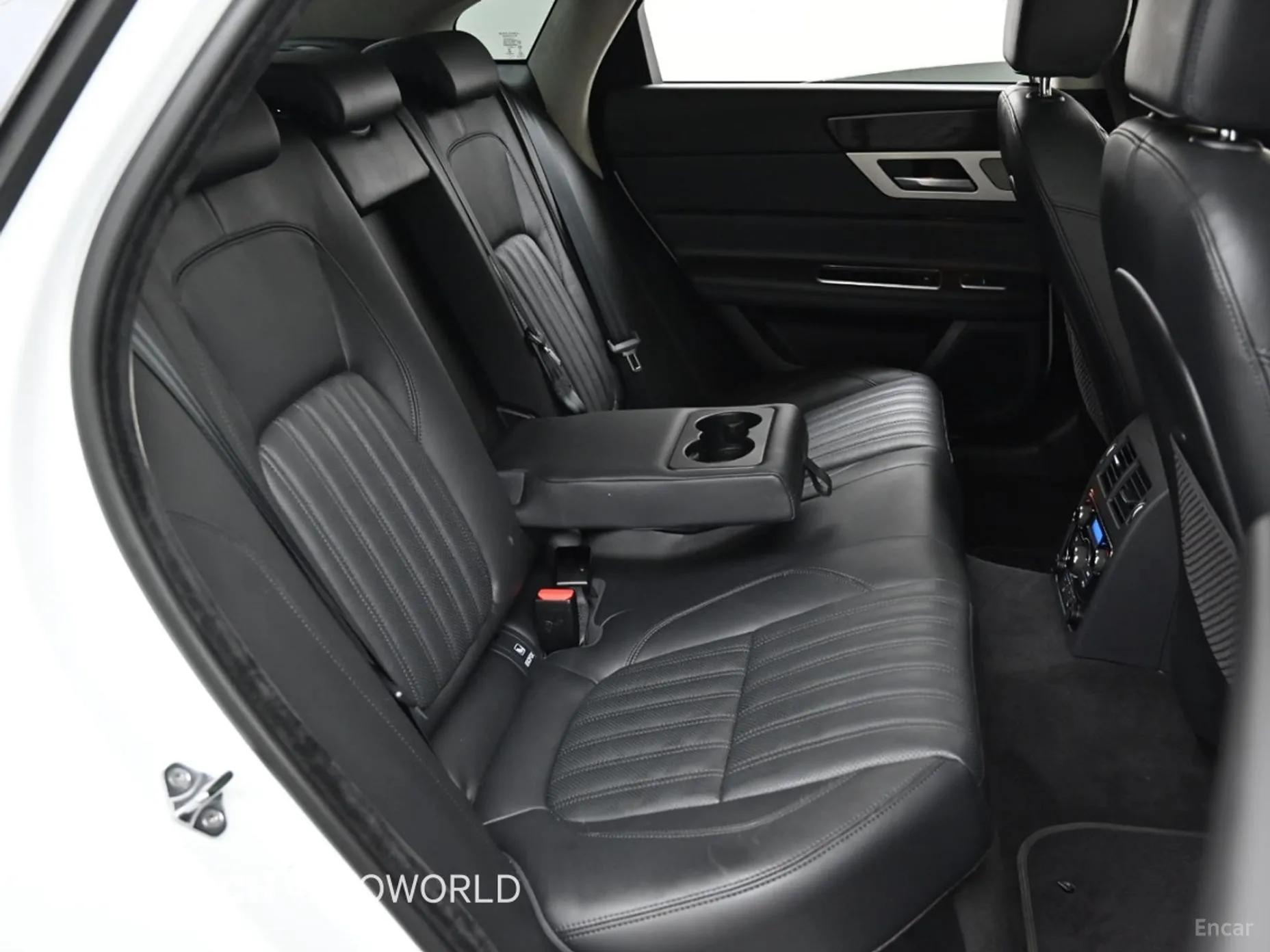 Jaguar XF (x260) превью 12
