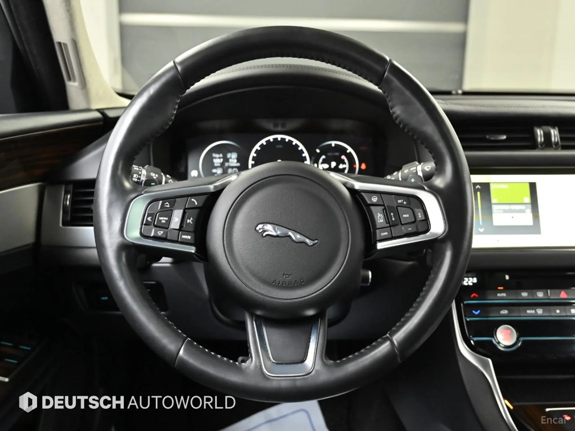 Jaguar XF (x260) превью 13