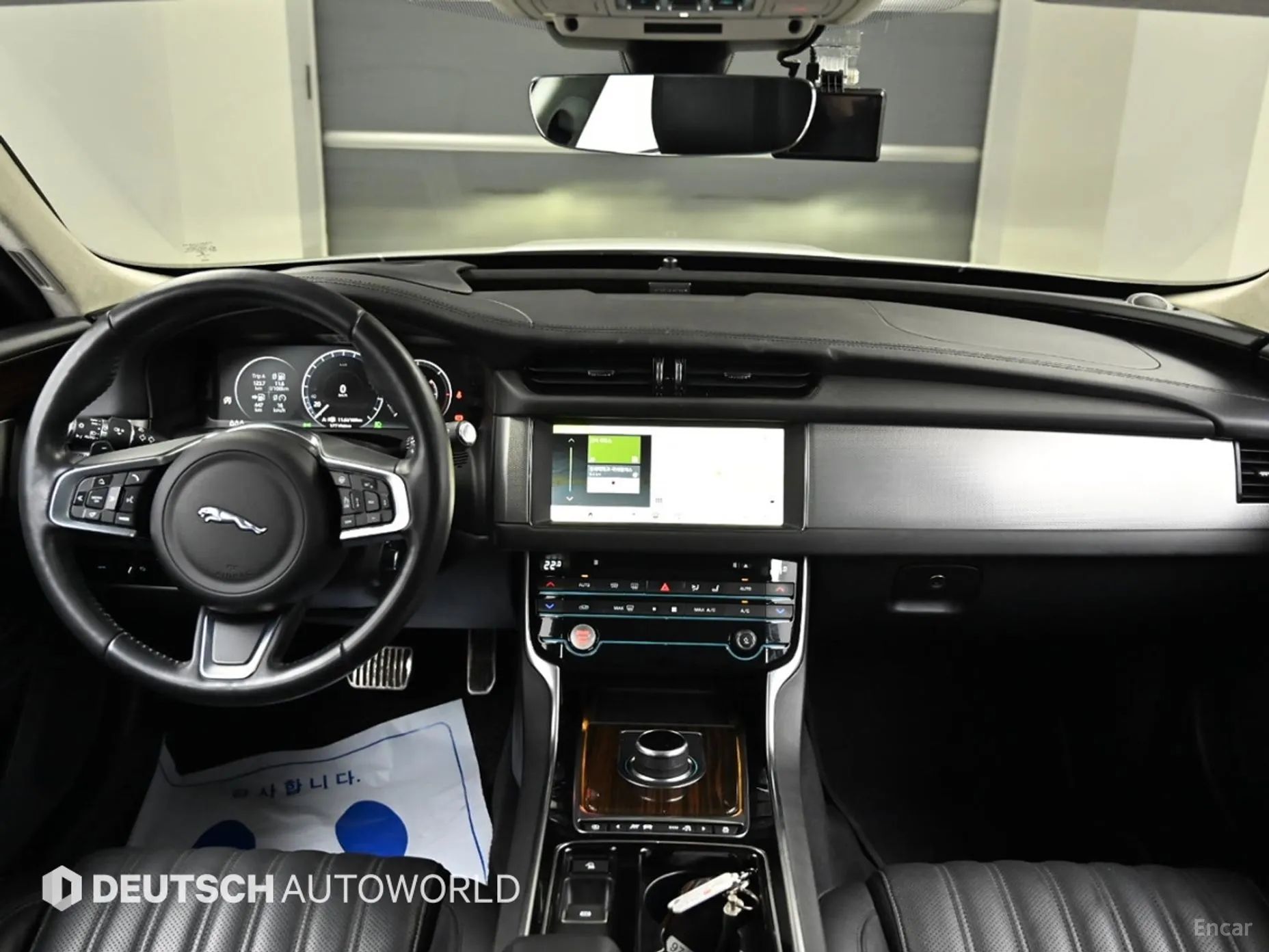 Jaguar XF (x260) превью 7