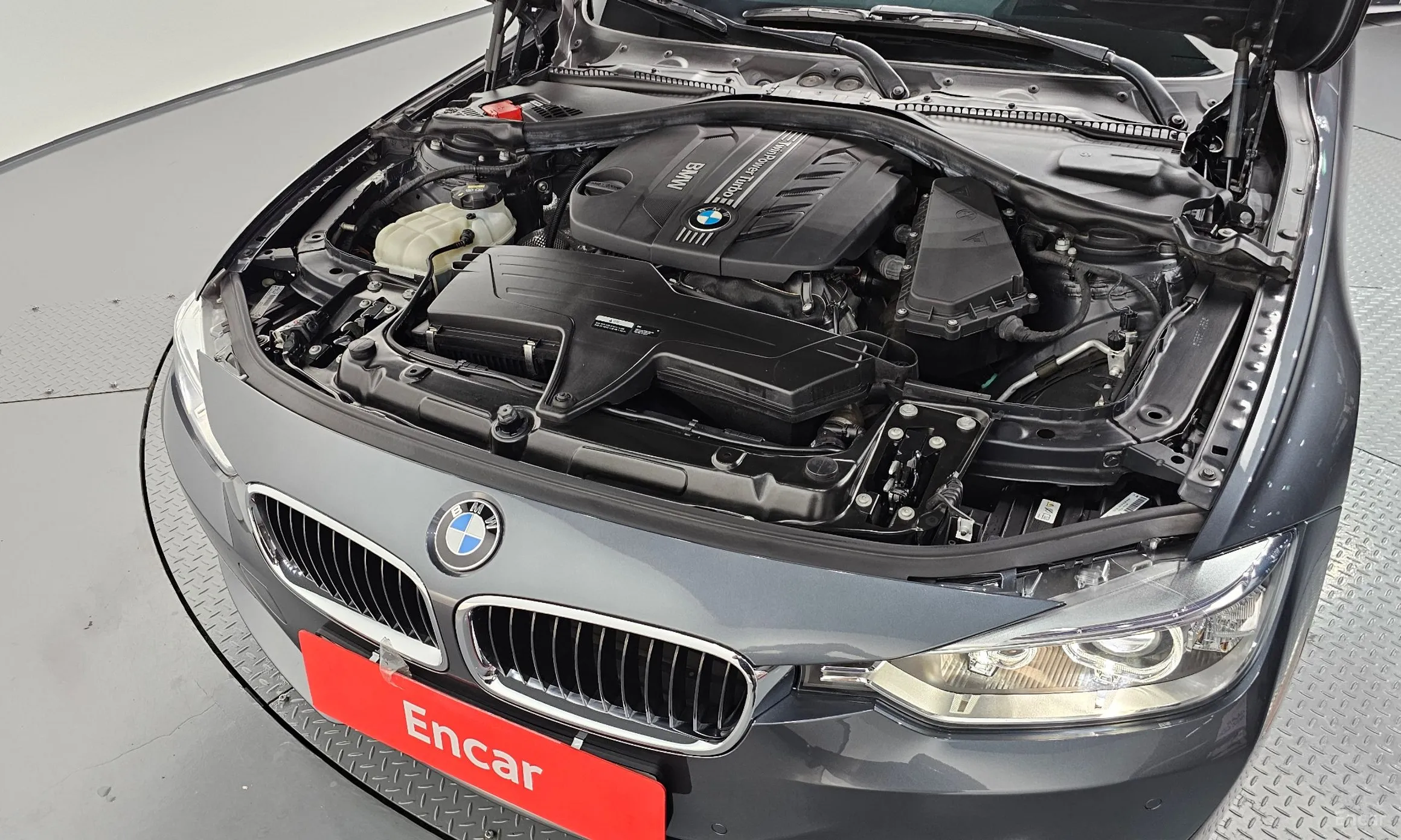 BMW 3 Series (F30) превью 6
