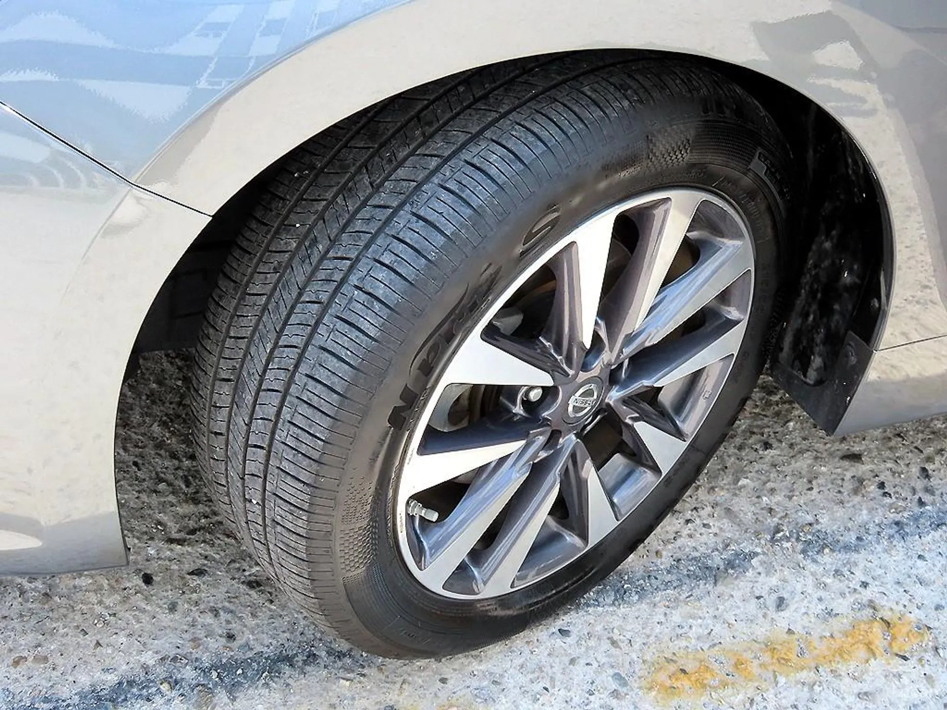 Nissan Altima превью 18