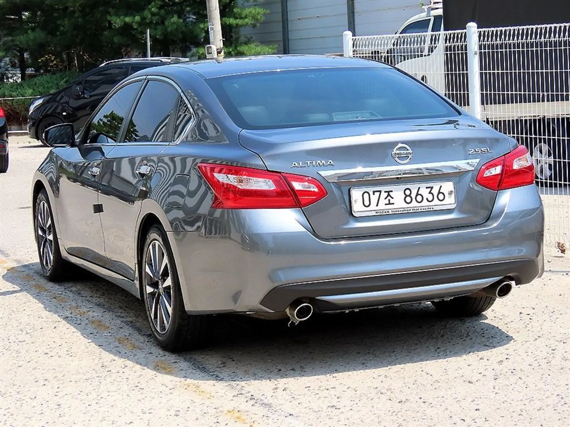 Nissan Altima превью 3