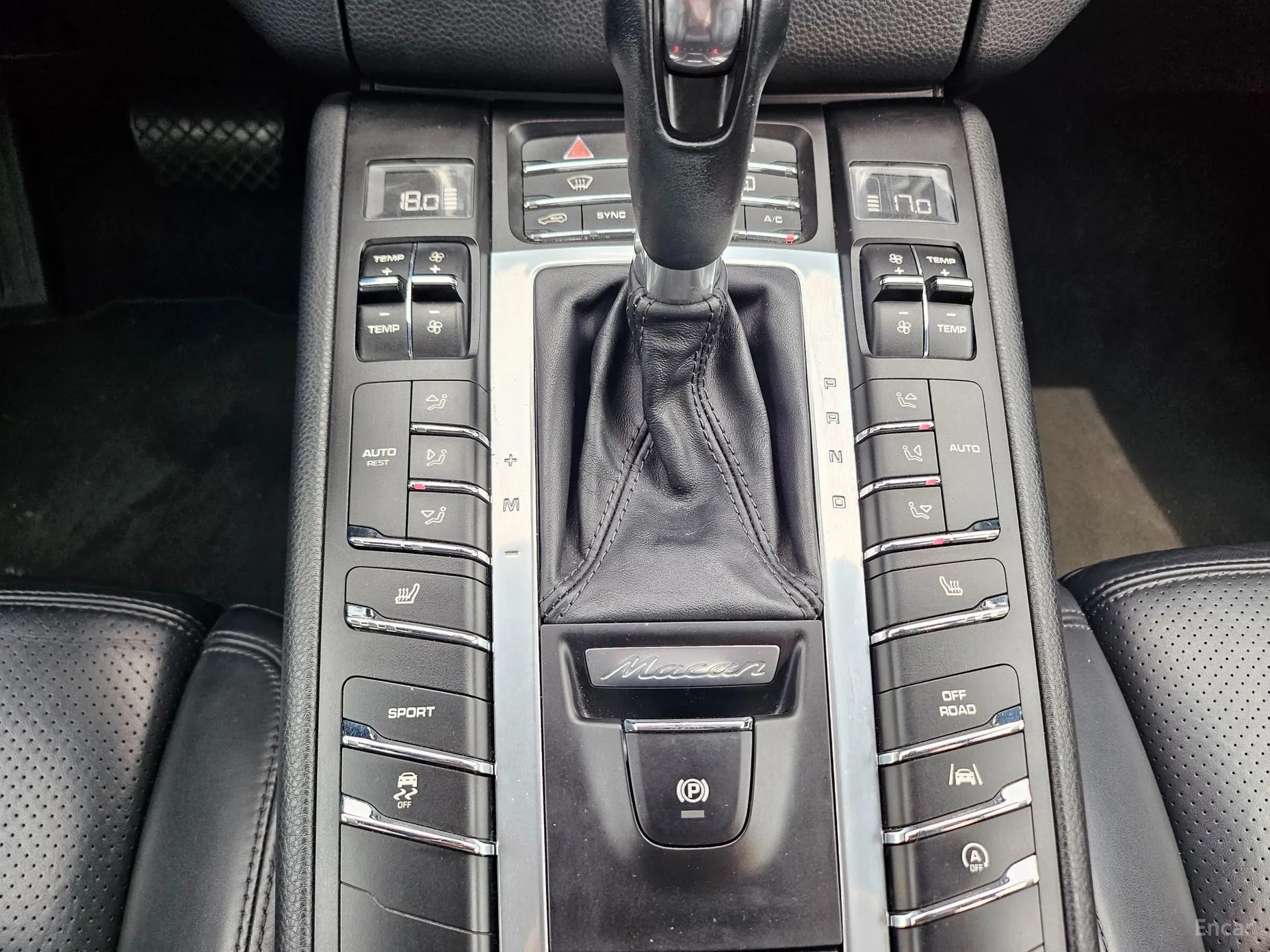 Porsche Macan превью 18