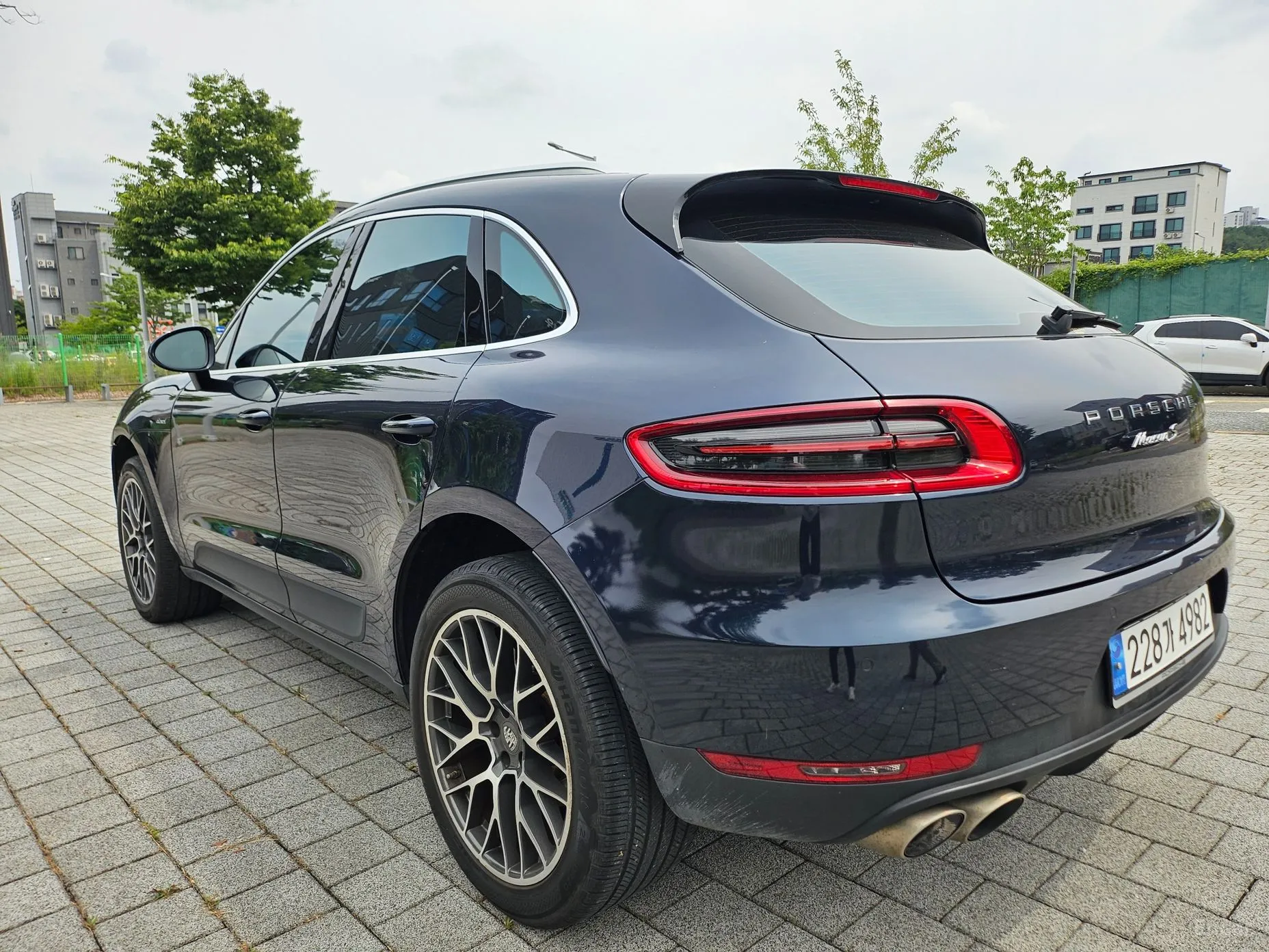 Porsche Macan превью 8