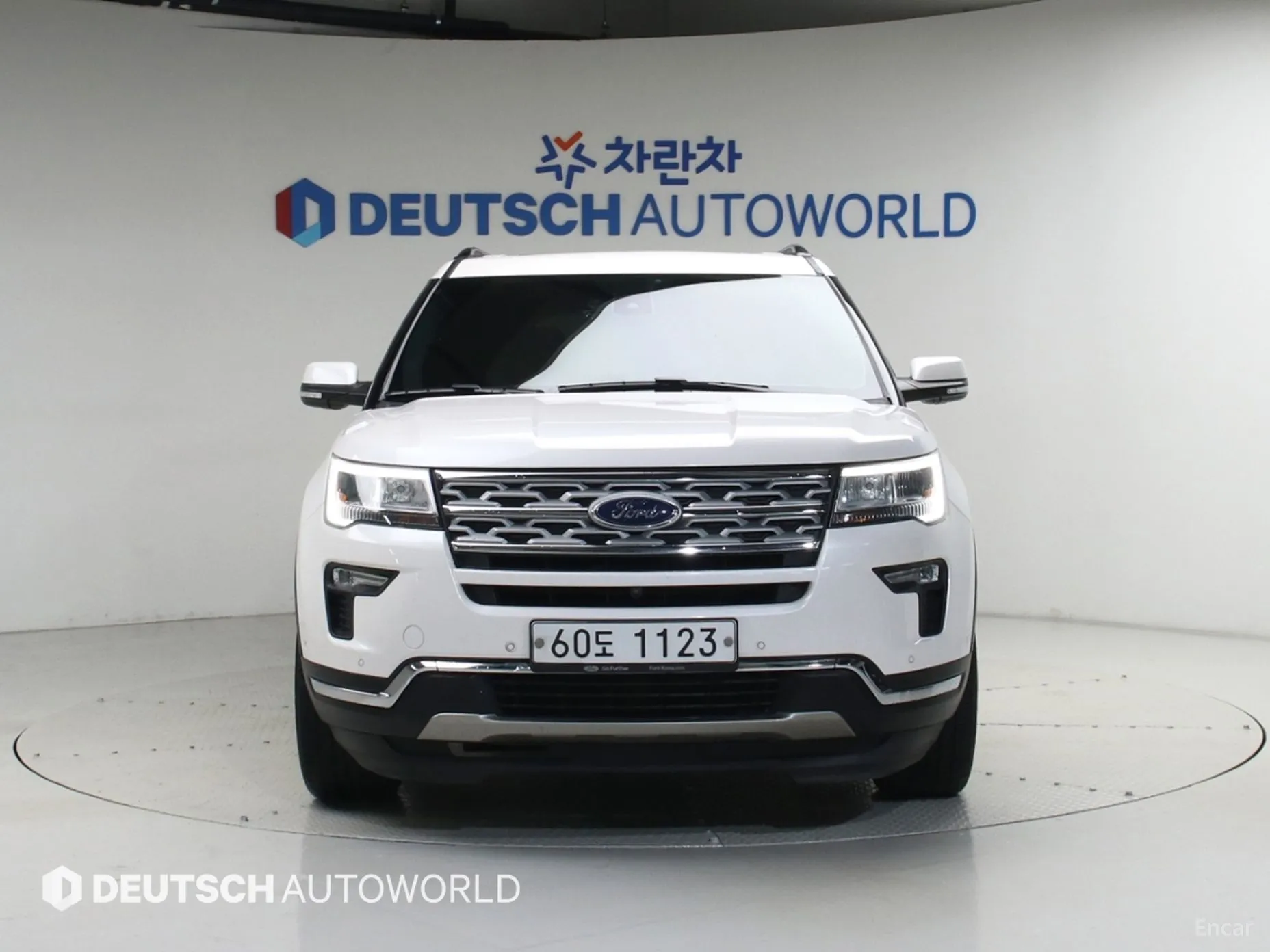 Ford Explorer превью 3