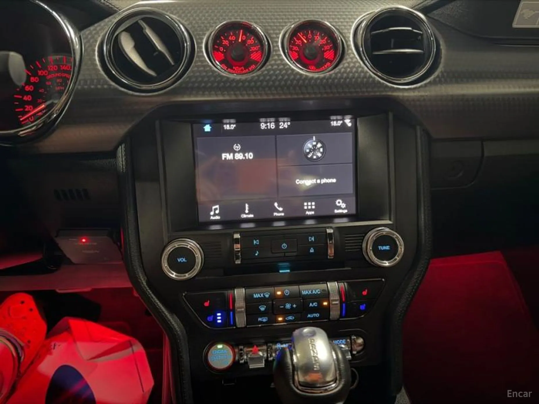 Ford Mustang превью 14