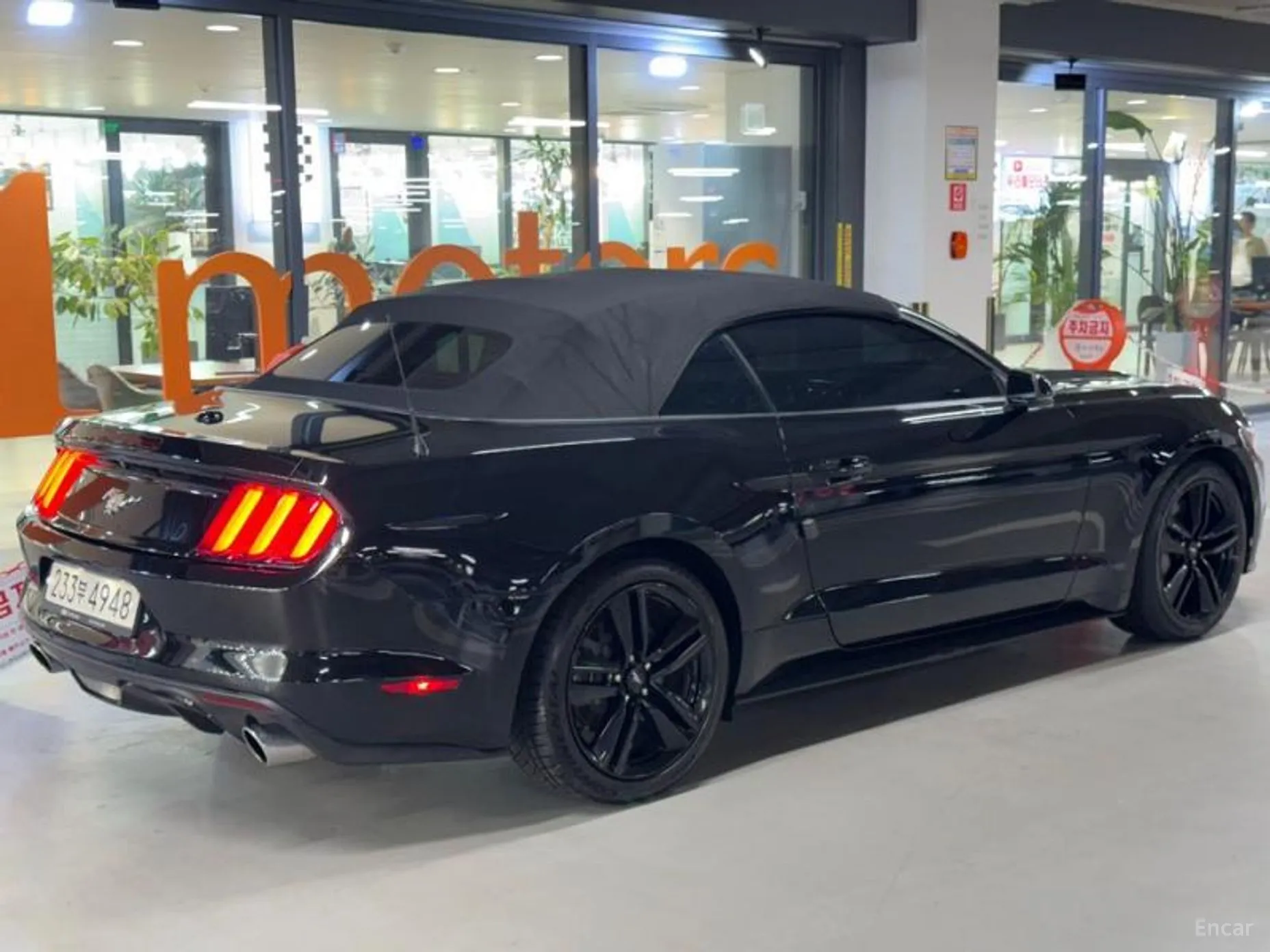 Ford Mustang превью 4