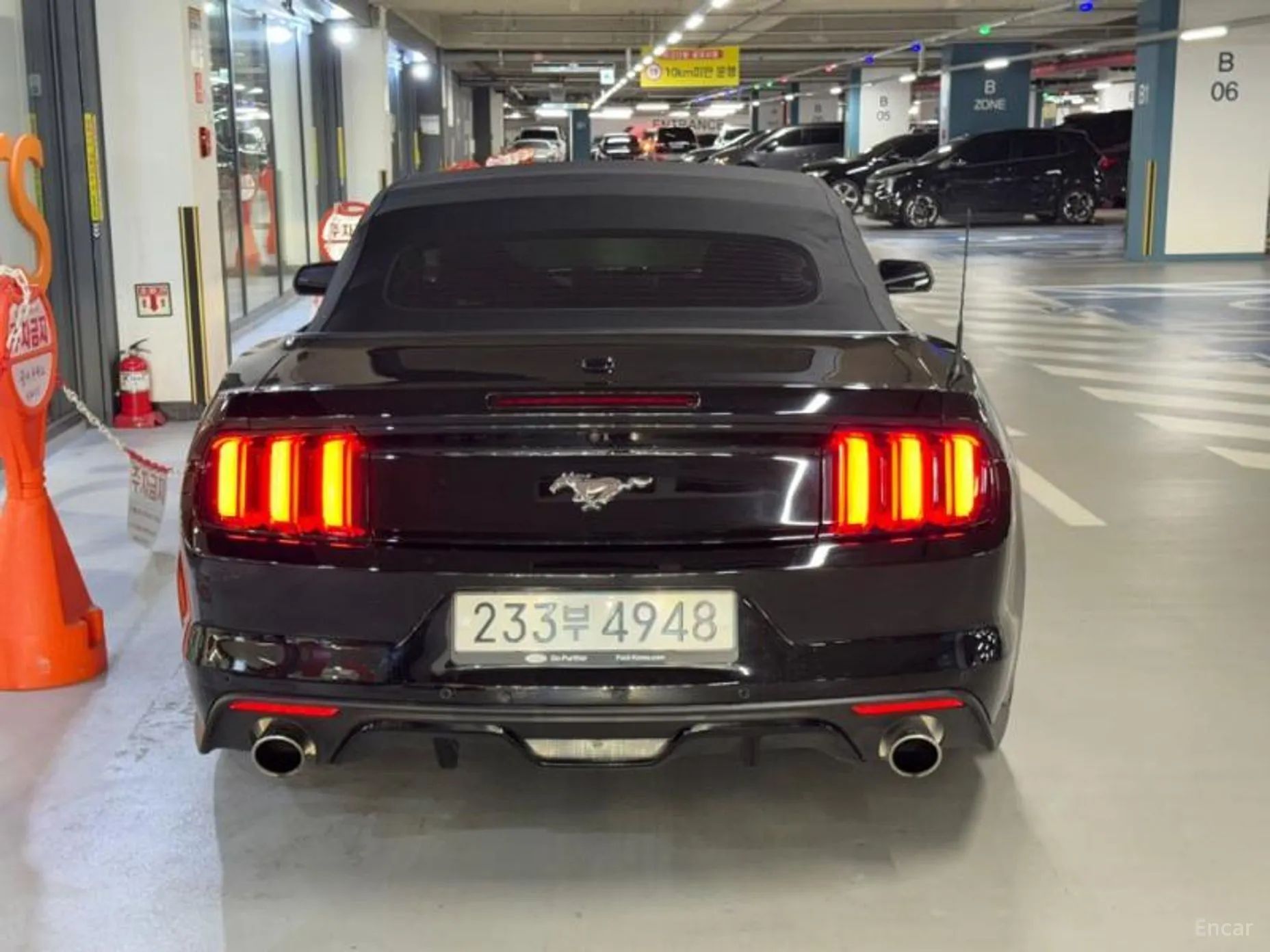 Ford Mustang превью 5