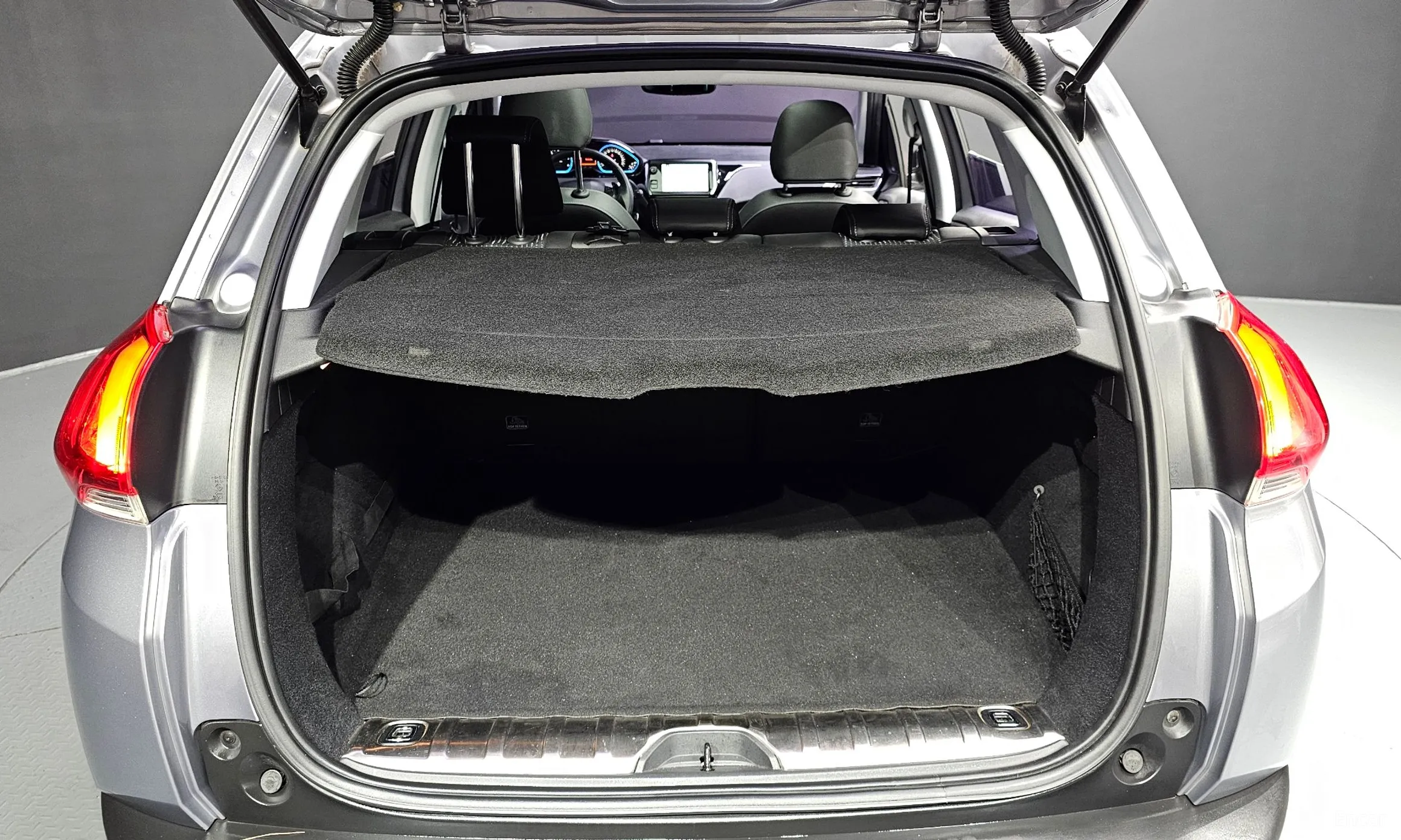 Peugeot 2008. превью 20