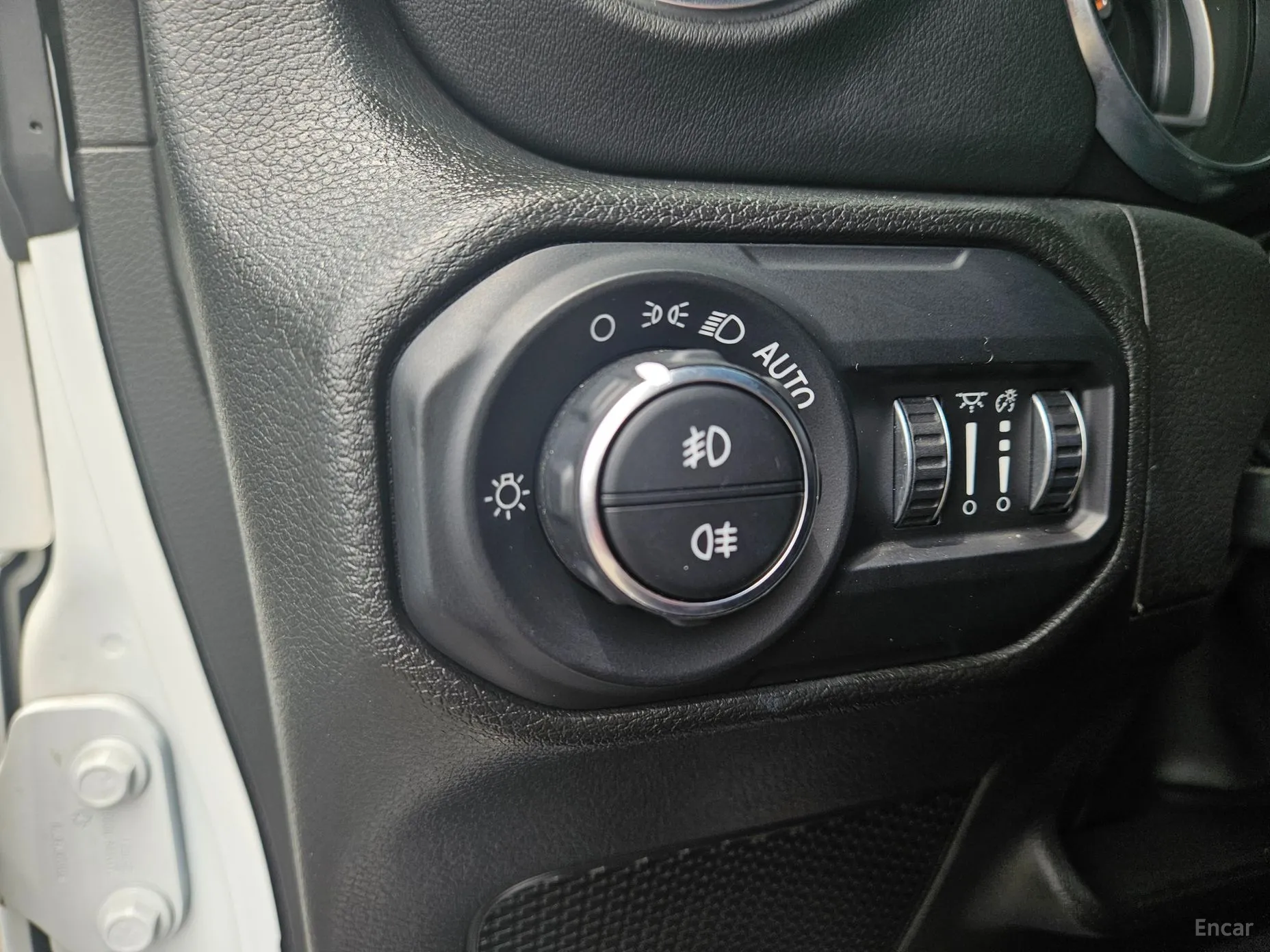 Jeep Wrangler (JL) превью 12