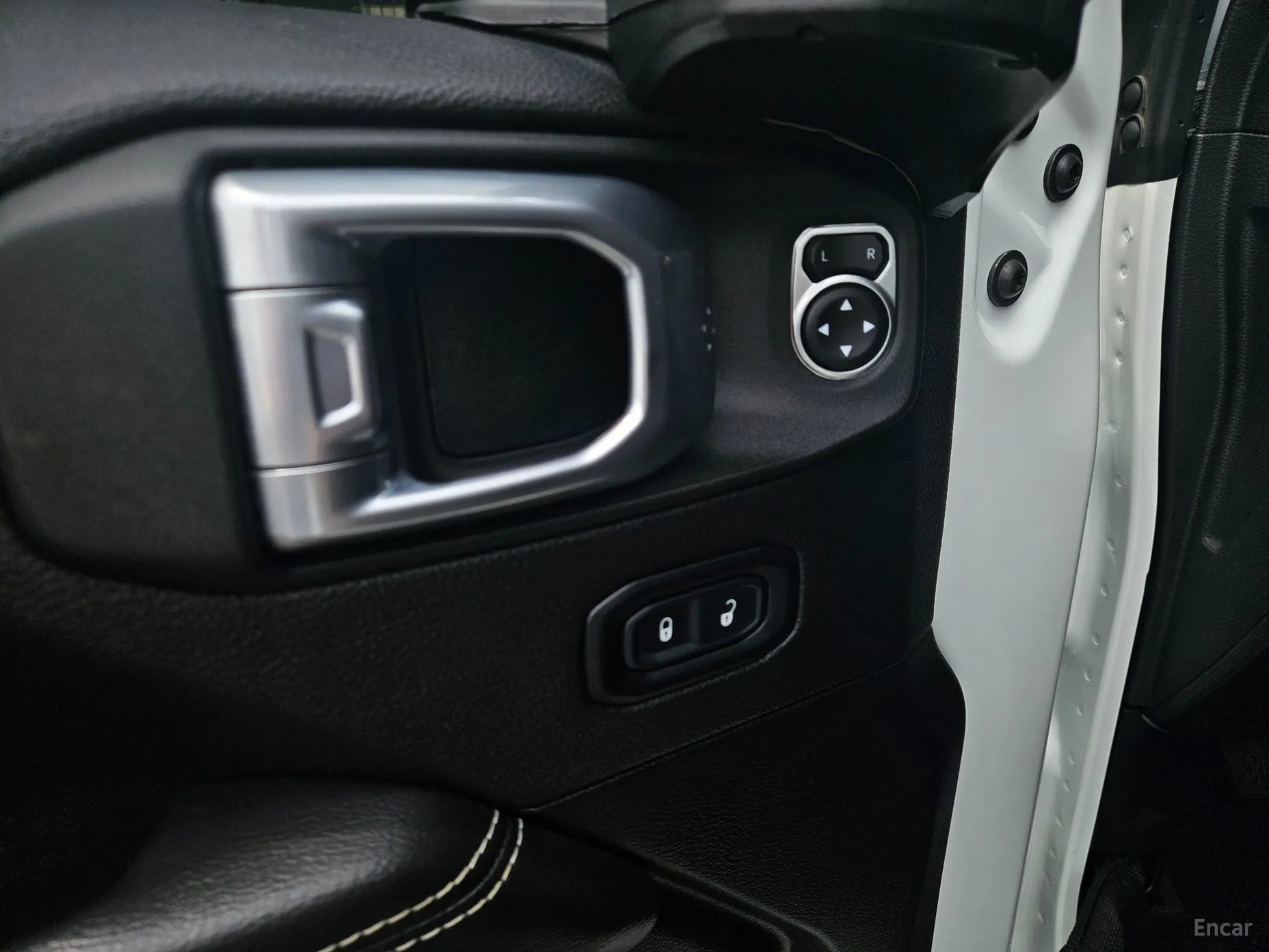 Jeep Wrangler (JL) превью 13