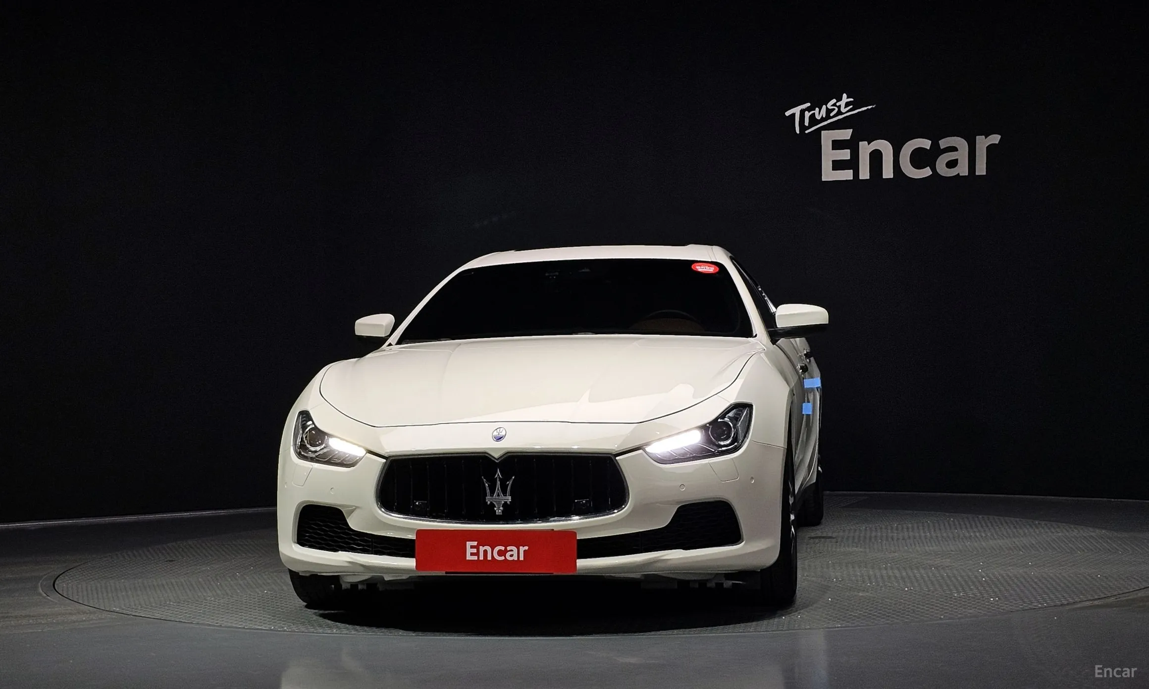 Maserati Ghibli превью 3