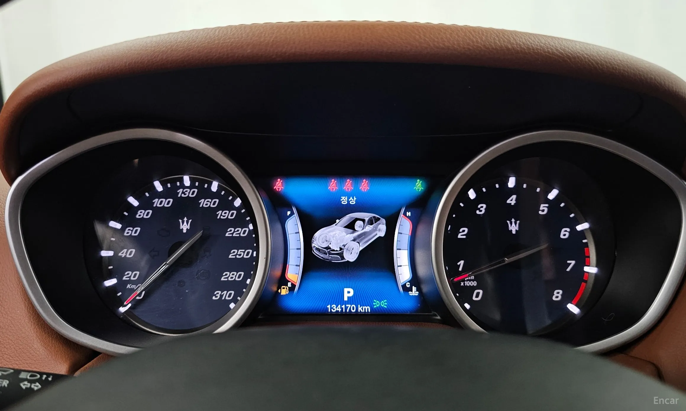 Maserati Ghibli превью 8