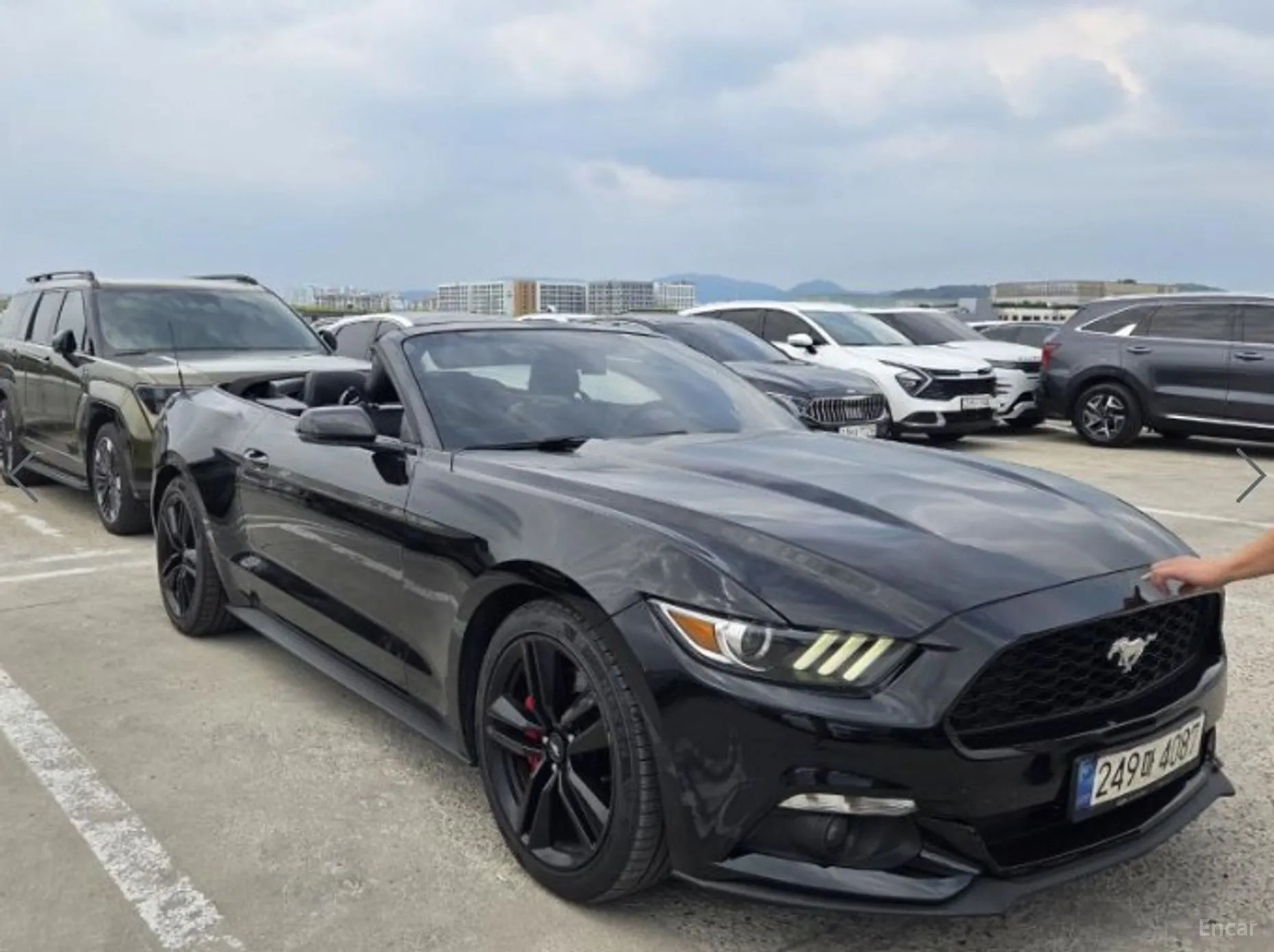 Ford Mustang превью 4