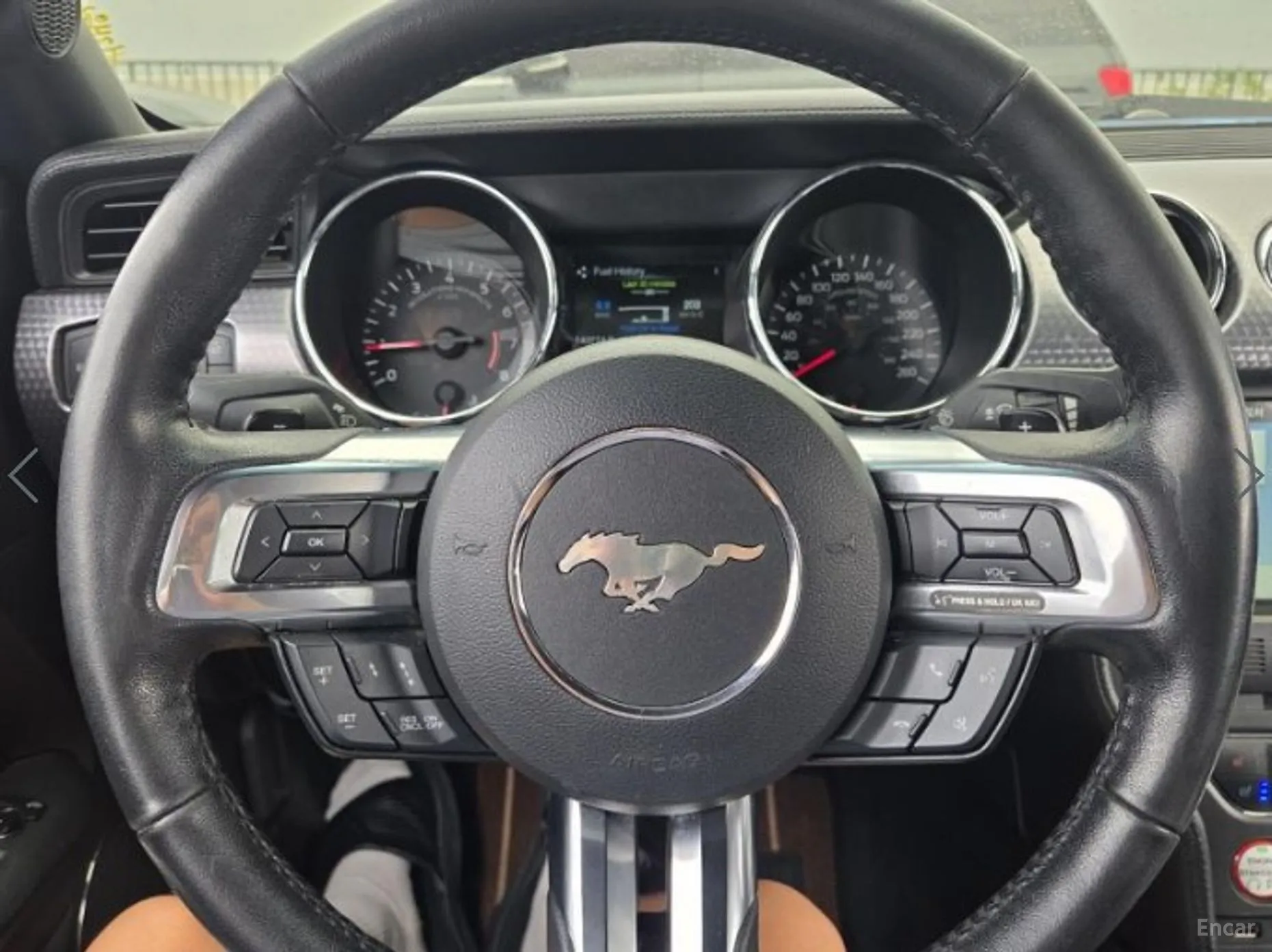 Ford Mustang превью 8