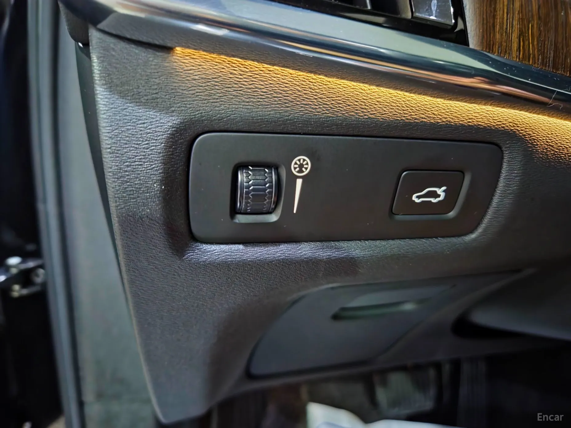 Volvo S90 превью 10