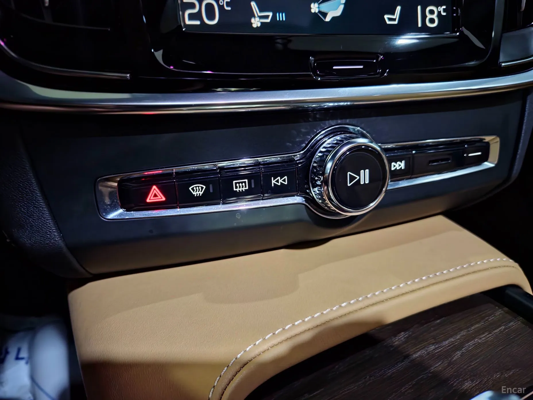 Volvo S90 превью 15