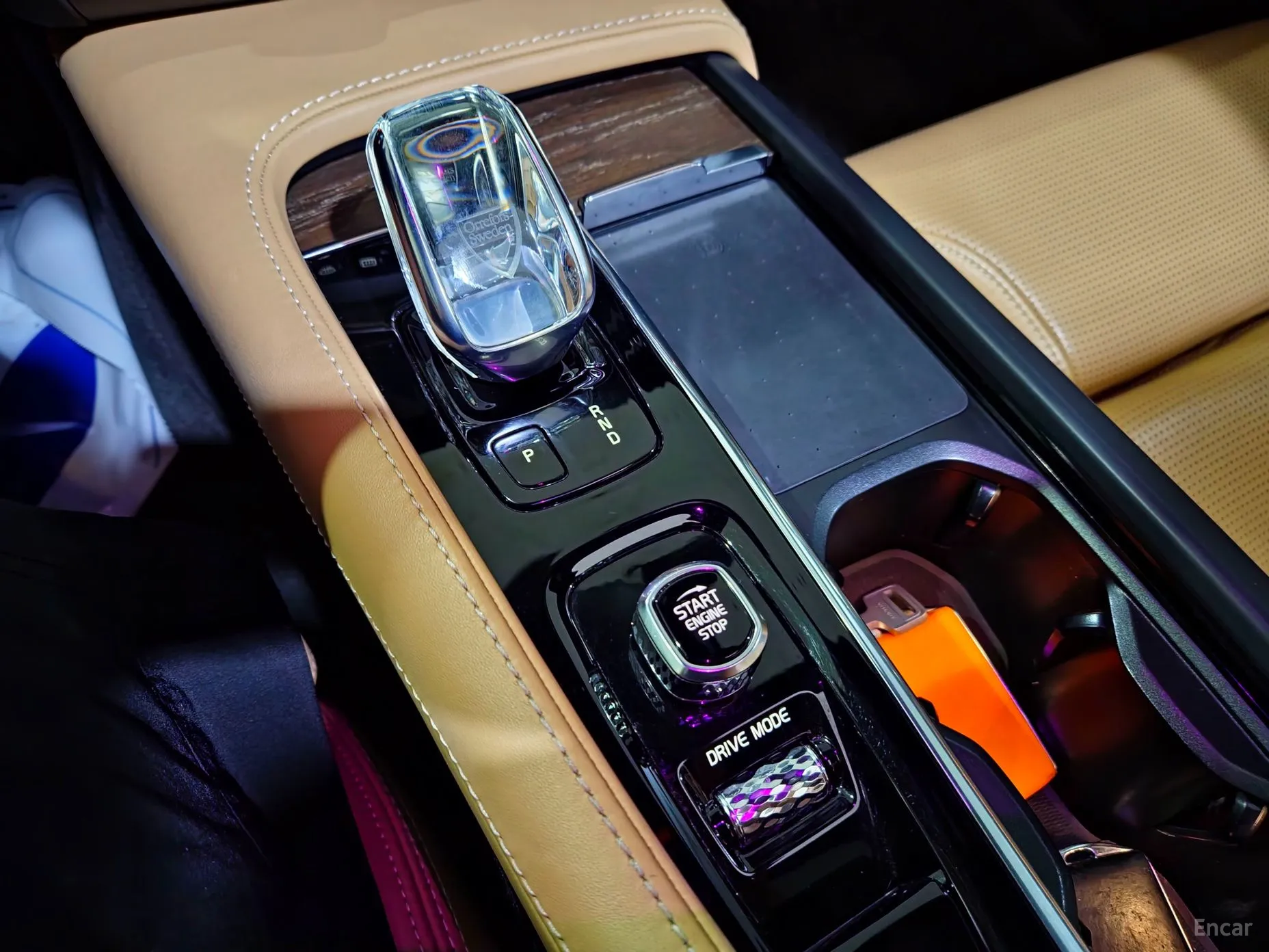 Volvo S90 превью 17