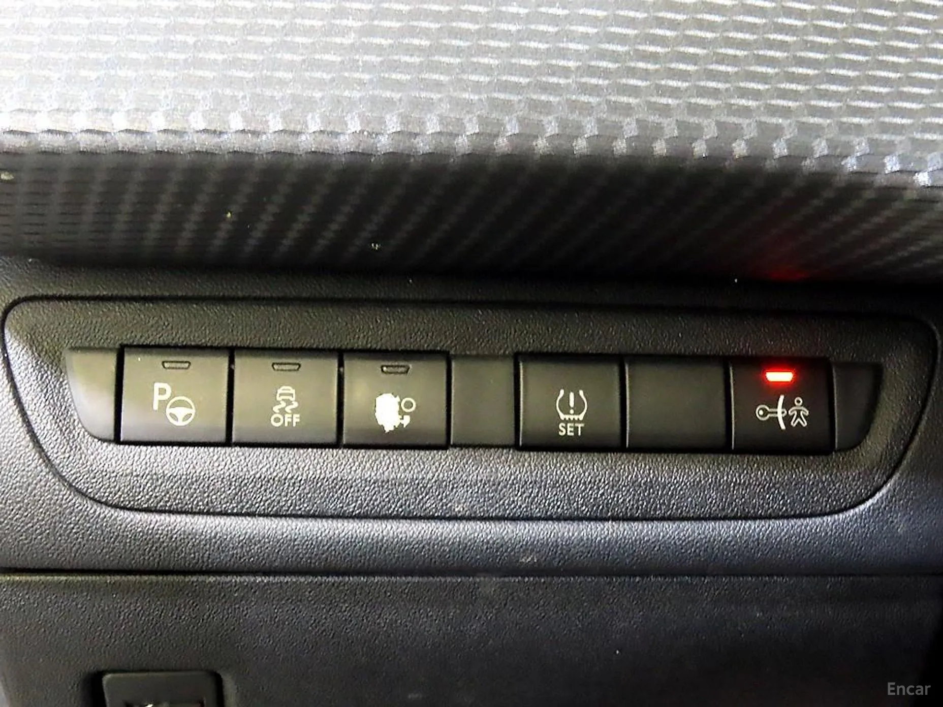 Peugeot 2008. превью 14