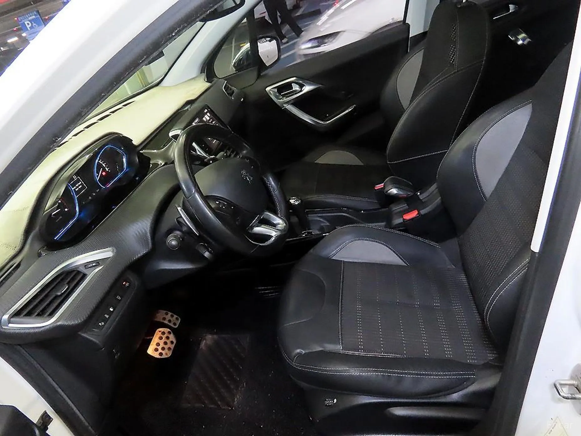 Peugeot 2008. превью 6
