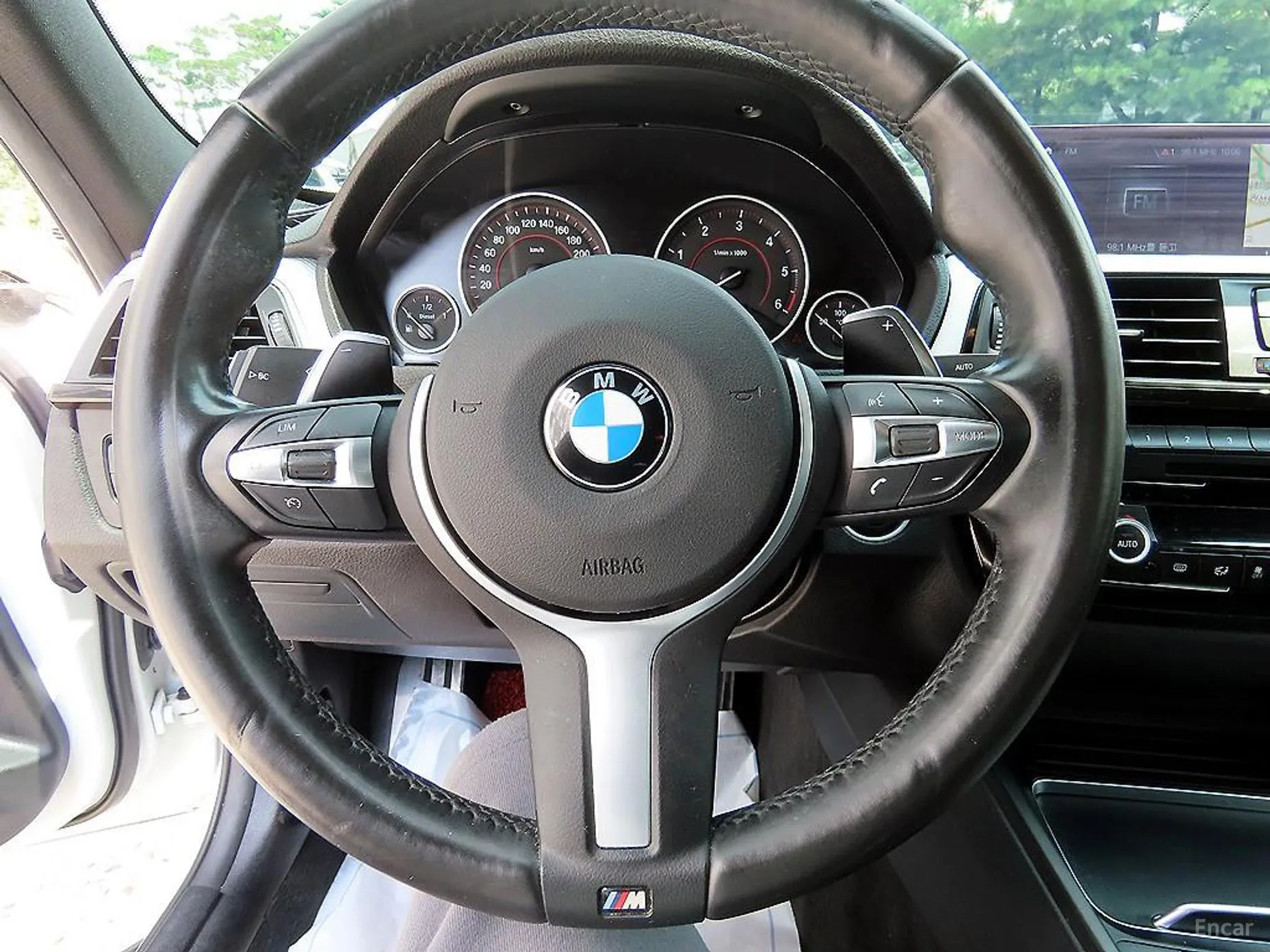BMW 3 Series (F30) превью 8