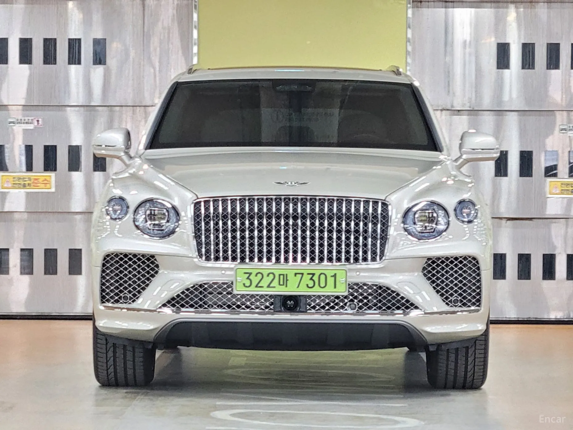 Bentley Bentayga превью 3
