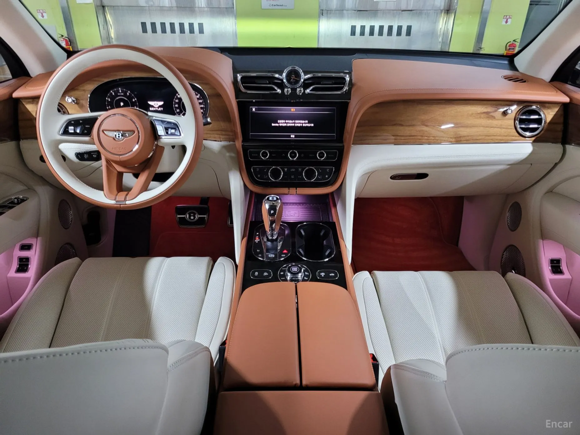 Bentley Bentayga превью 7