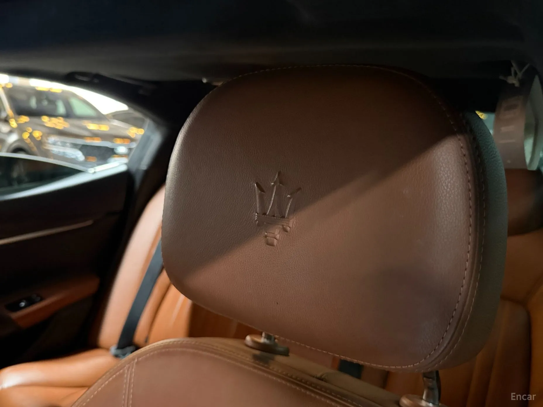 Maserati Ghibli превью 19