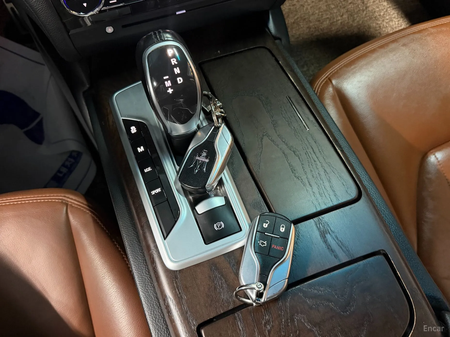 Maserati Ghibli превью 9