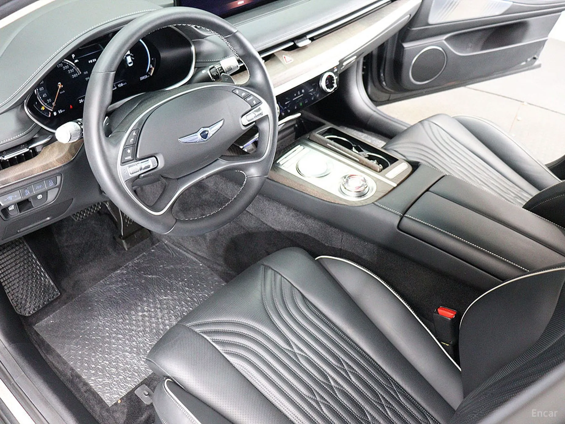 Genesis G80 (RG3) превью 6