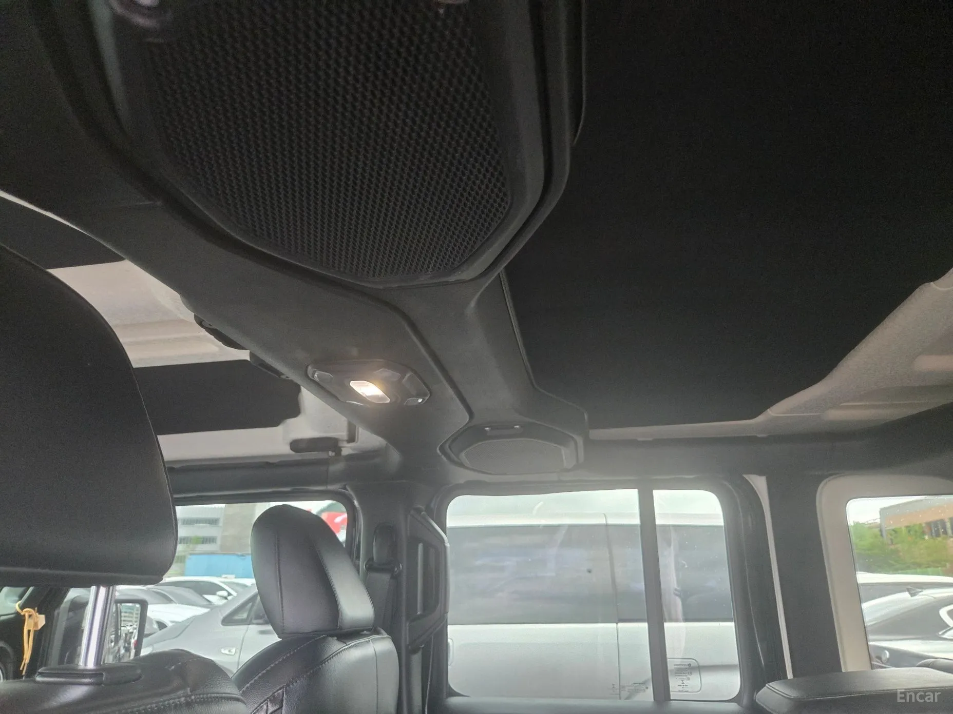 Jeep Wrangler (JL) превью 13