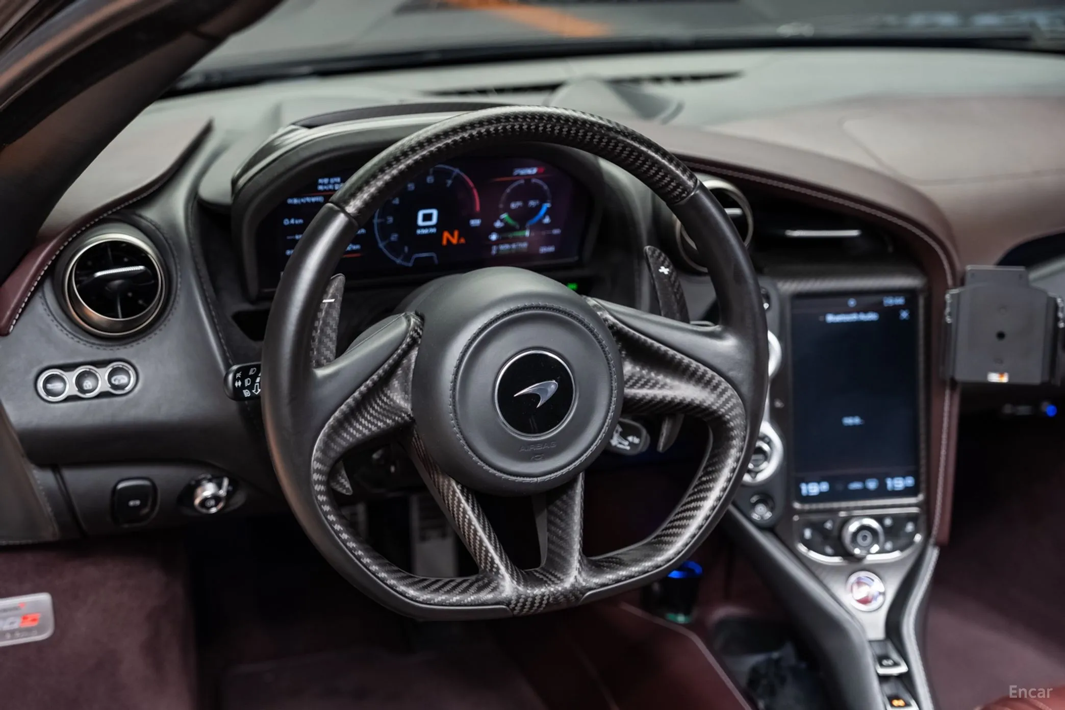 McLaren 720S превью 8