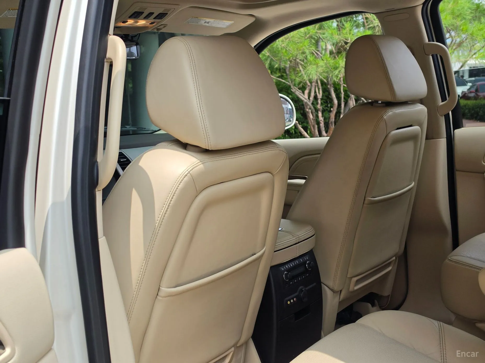 Cadillac Escalade превью 11