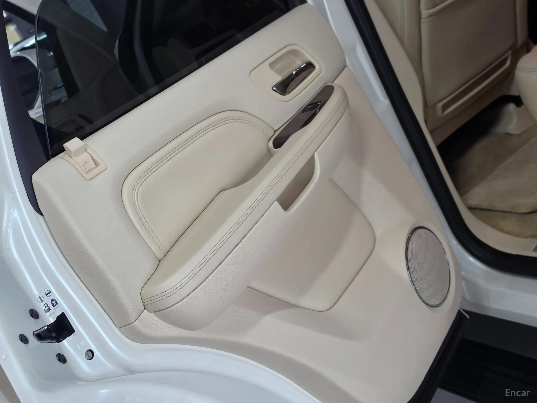 Cadillac Escalade превью 14