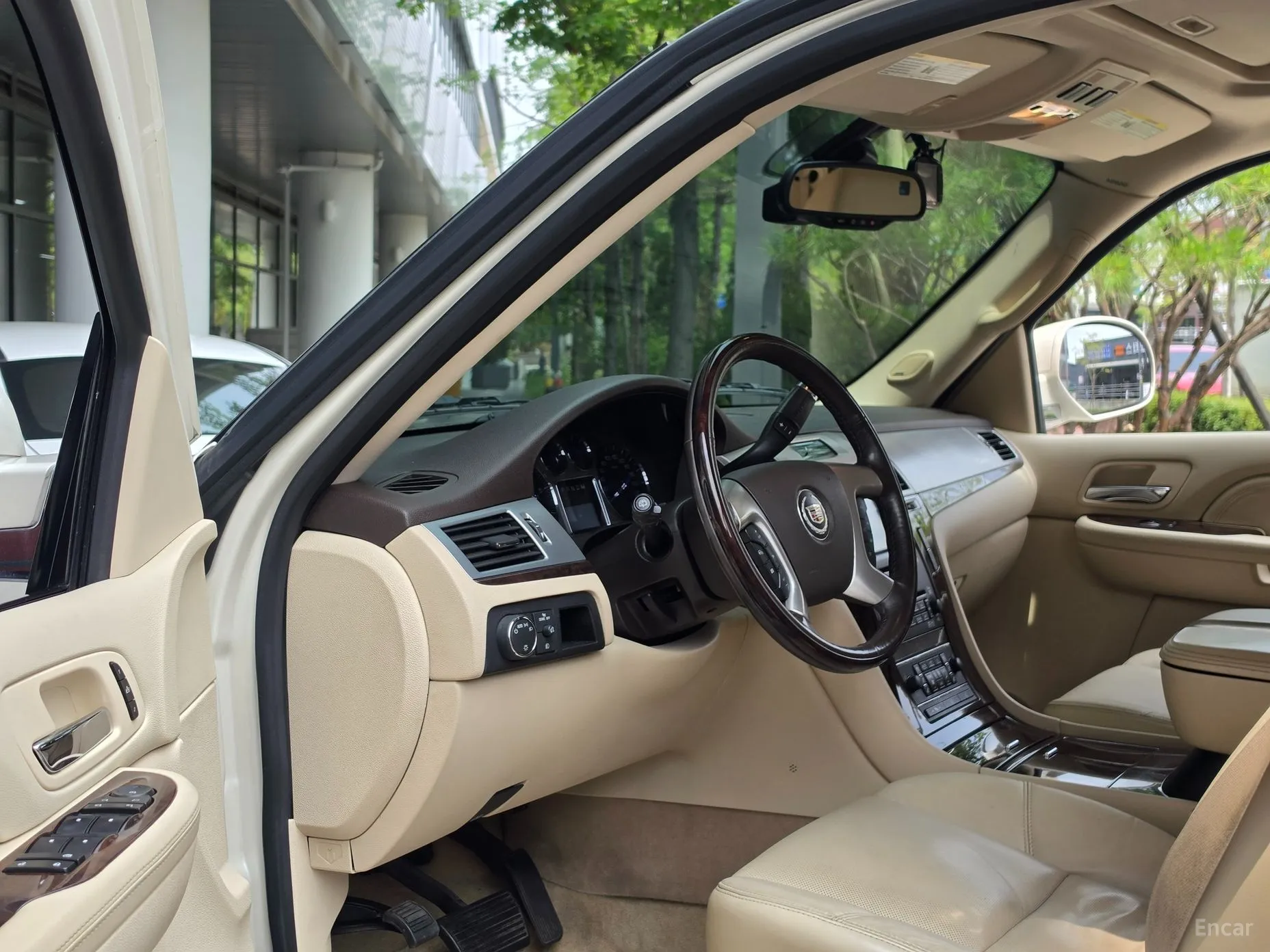 Cadillac Escalade превью 8