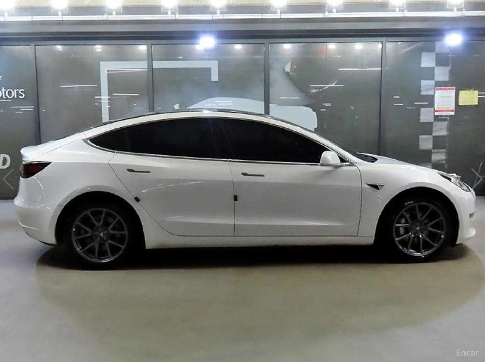 Tesla Model 3 превью 3