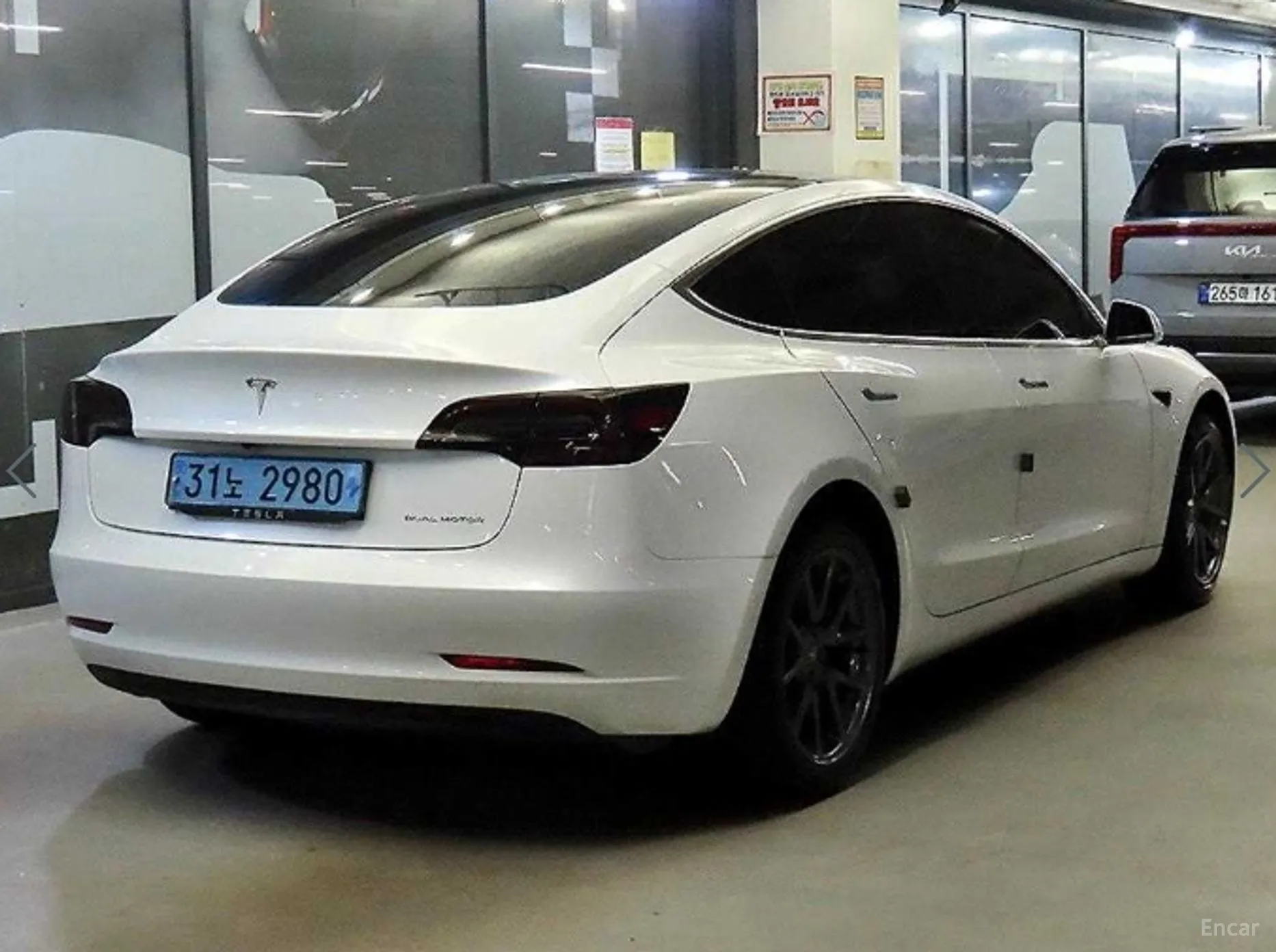 Tesla Model 3 превью 4