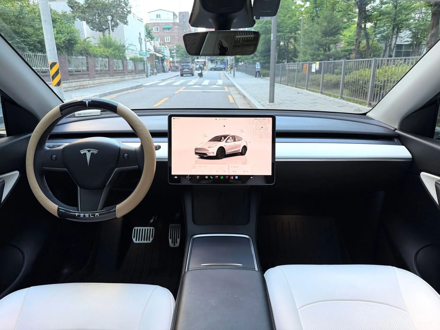 Tesla Model Y превью 13